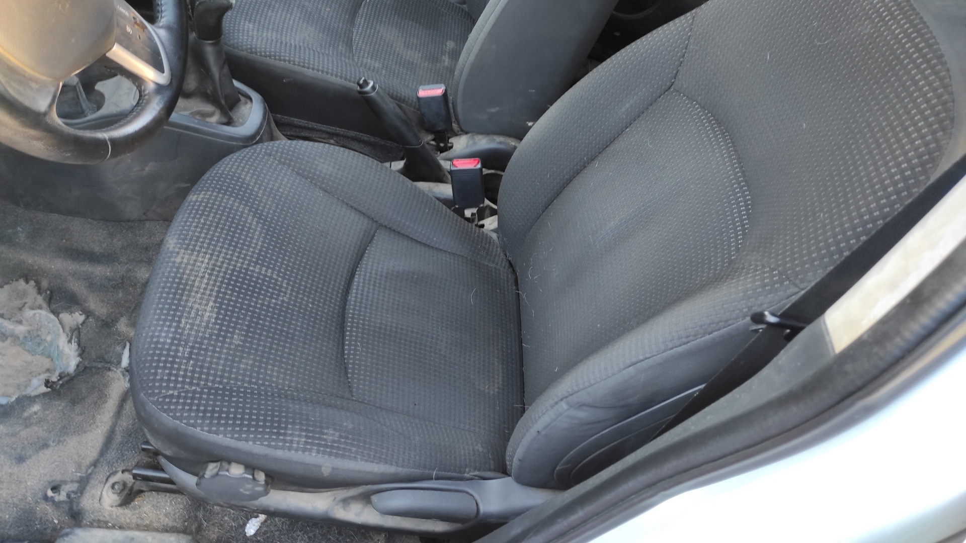 VALVULA EGR MITSUBISHI SPACE STAR (A00) - recambio desguace - vista 2