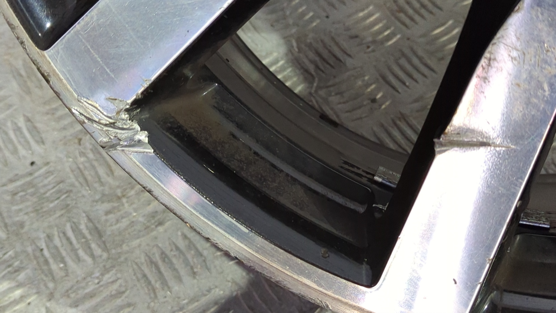 JUEGO LLANTAS VOLKSWAGEN GOLF VII LIM. (5G1) - vista 6