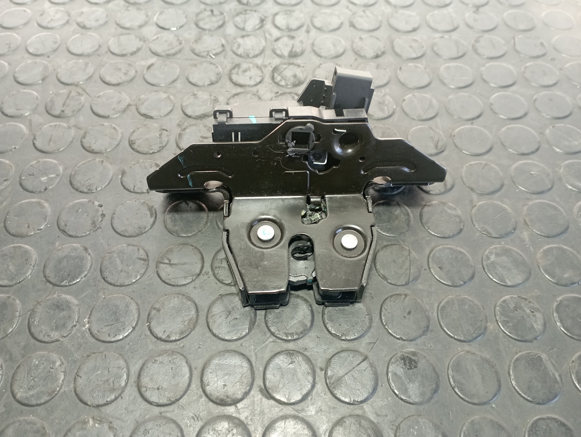 CERRADURA MALETERO / PORTON OPEL MOKKA X - vista 4