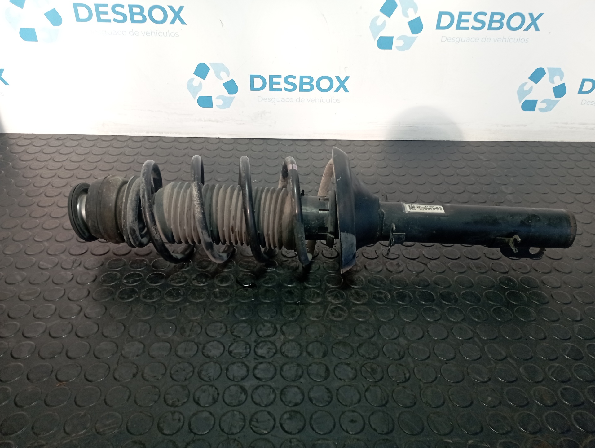 AMORTIGUADOR DELANTERO DERECHO VOLKSWAGEN BORA BERLINA (1J2)