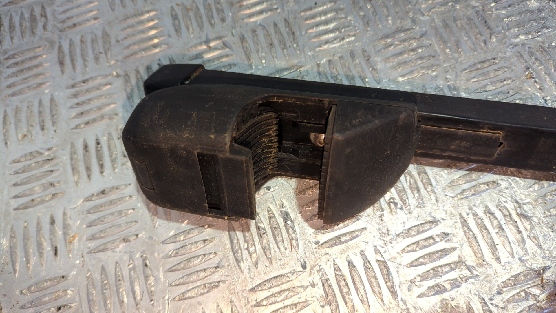 BACA PORTAEQUIPAJES BMW SERIE 3 TOURING (E46) - vista 4