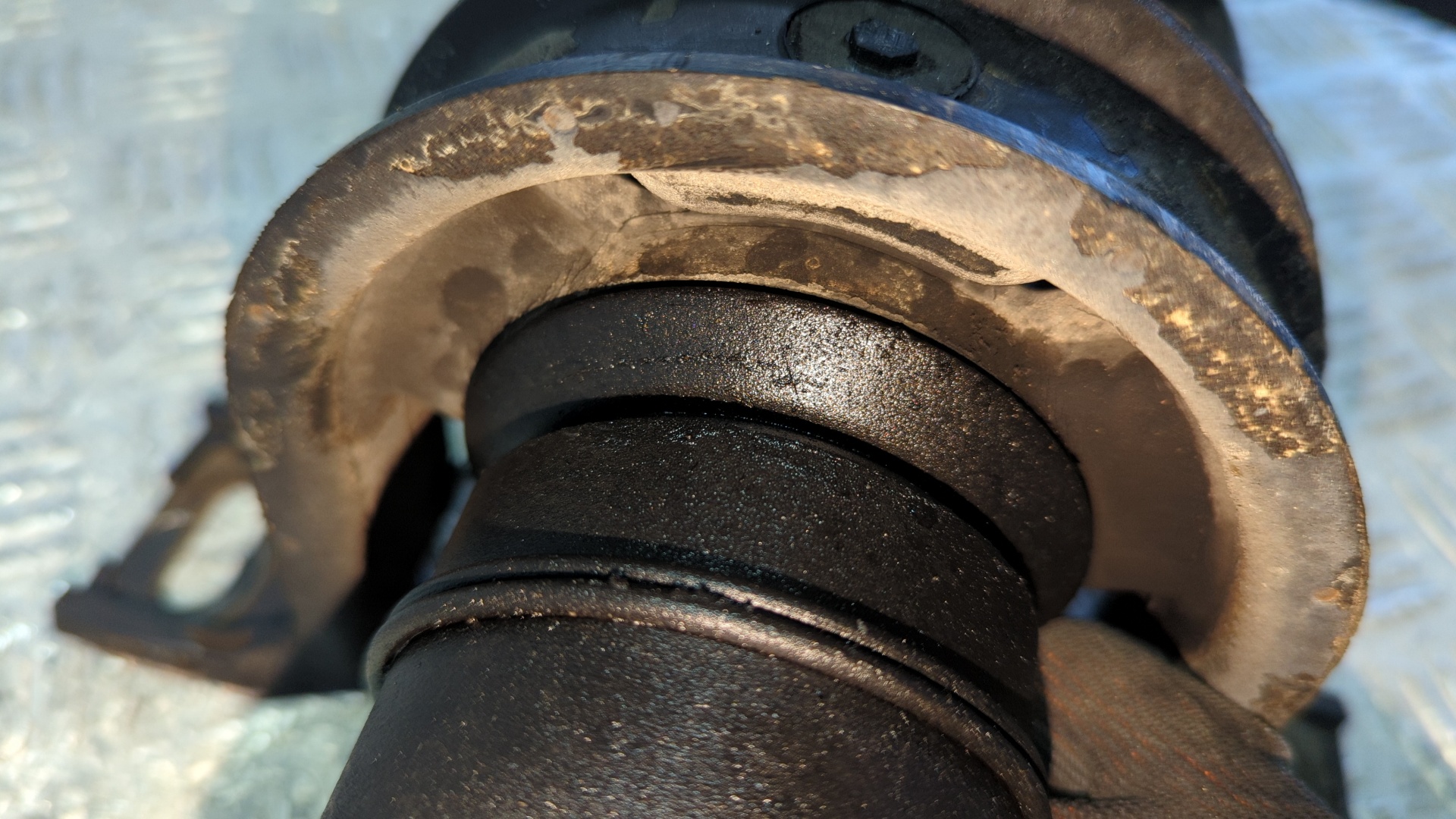 TRANSMISION CENTRAL VOLKSWAGEN LT CAJA CERRADA / COMBI (MOD. 1997) - vista 3