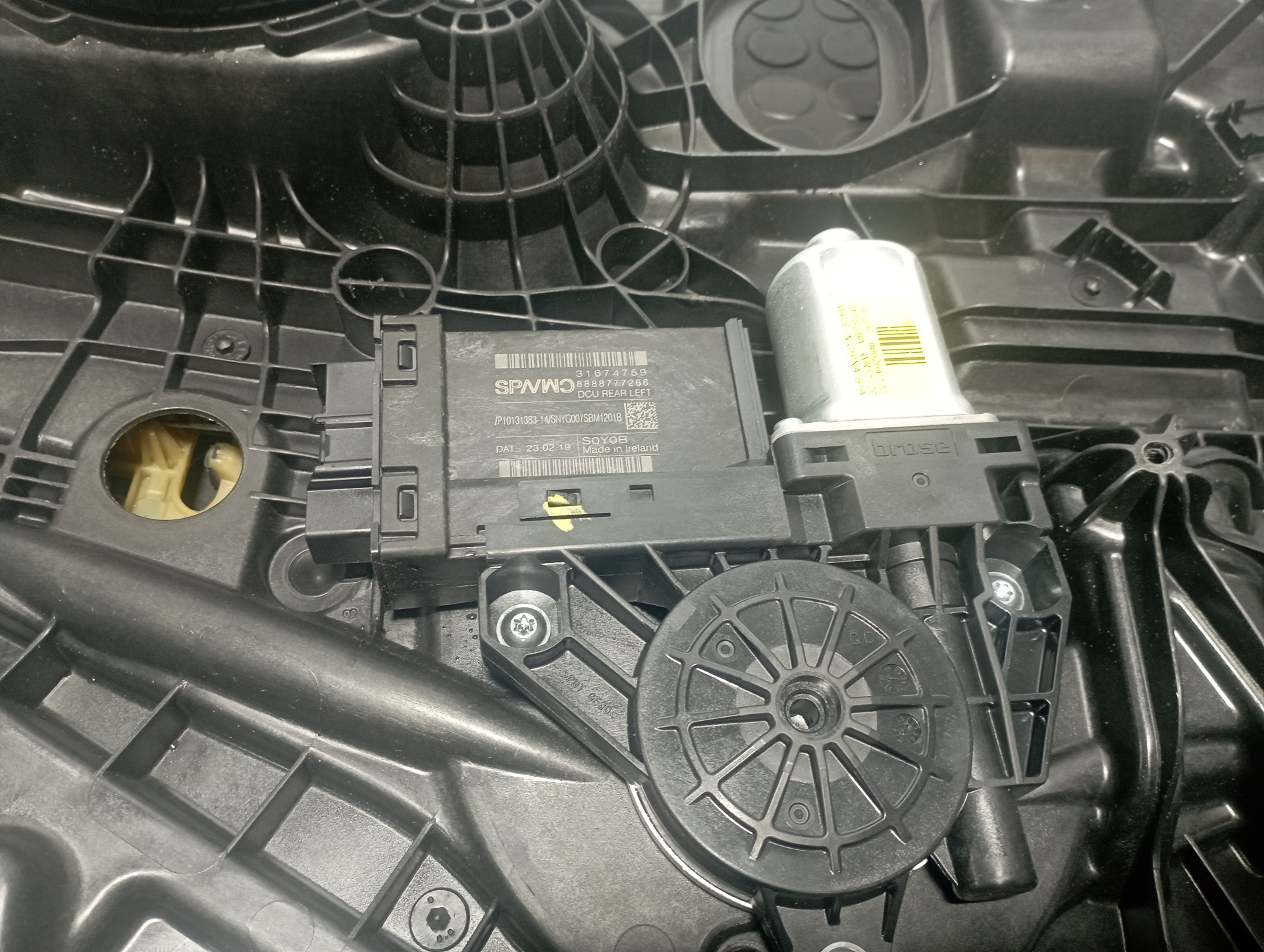 ELEVALUNAS TRASERO DERECHO VOLVO XC 40 - vista 4