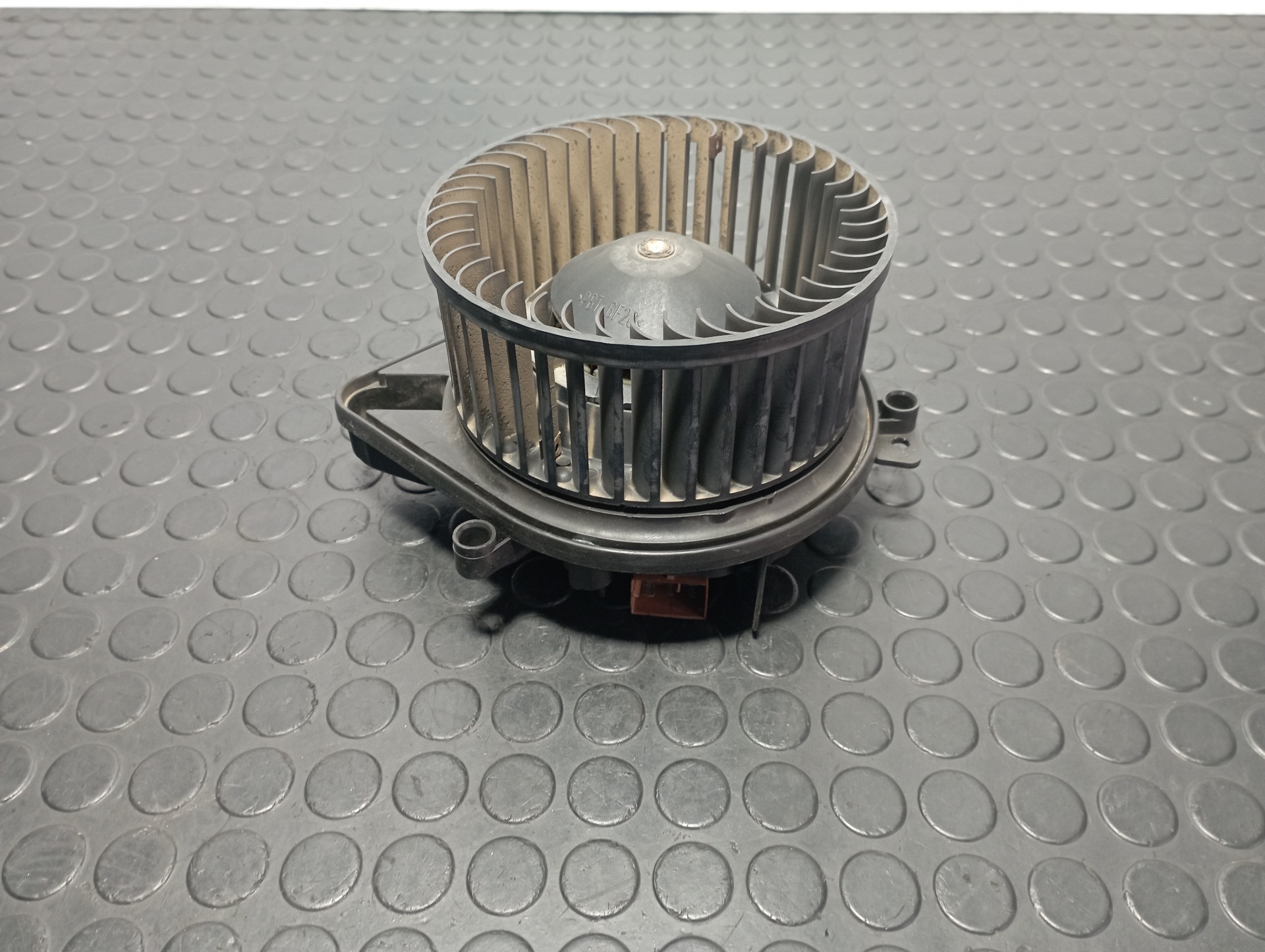 MOTOR CALEFACCION AUDI A4 BERLINA (8E) - vista 3