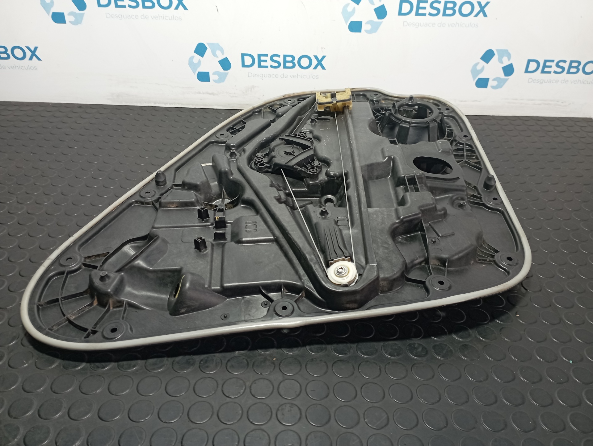 ELEVALUNAS TRASERO IZQUIERDO VOLVO XC 40 - vista 2