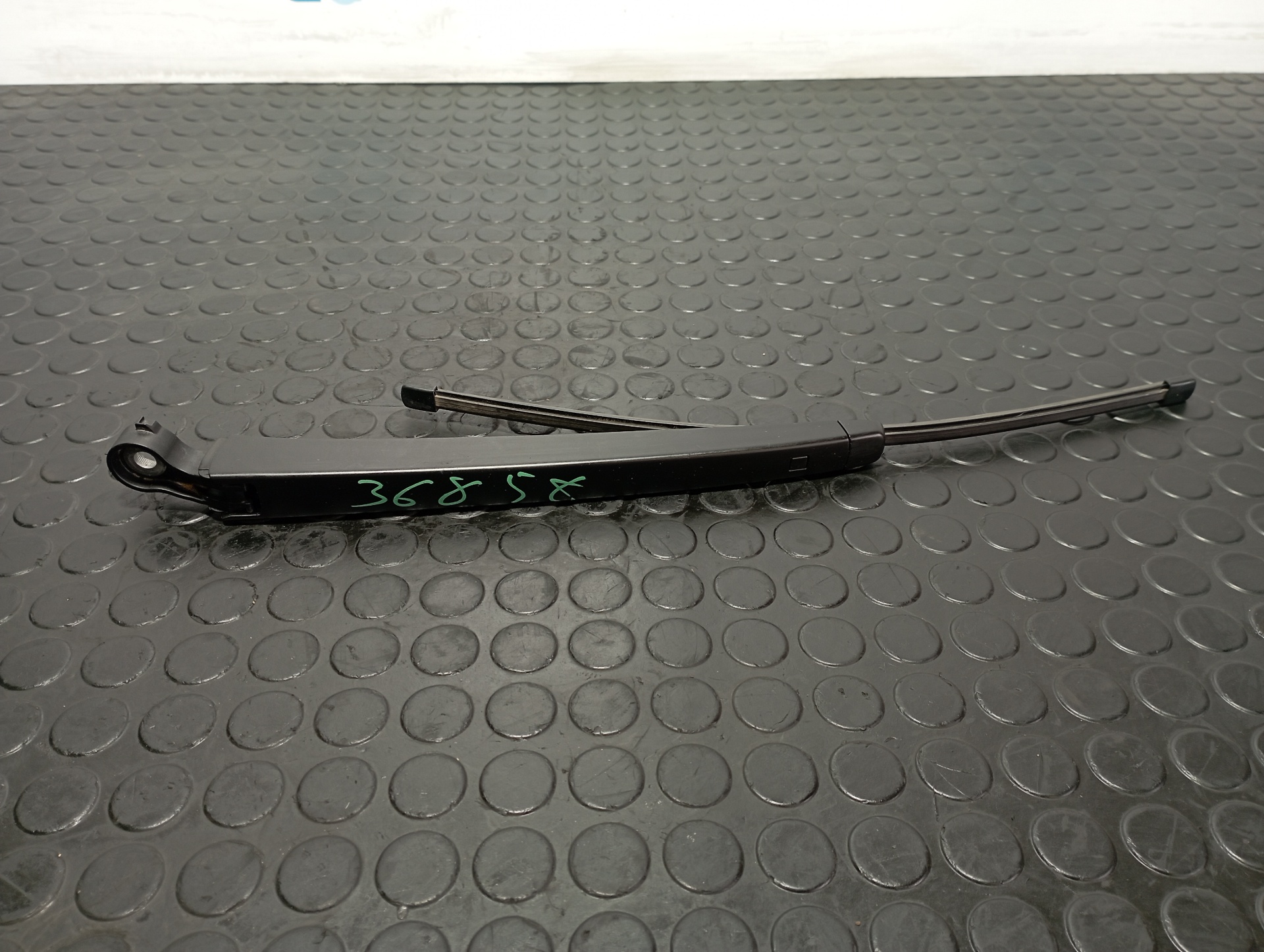 BRAZO LIMPIA TRASERO VOLKSWAGEN TIGUAN - vista 3