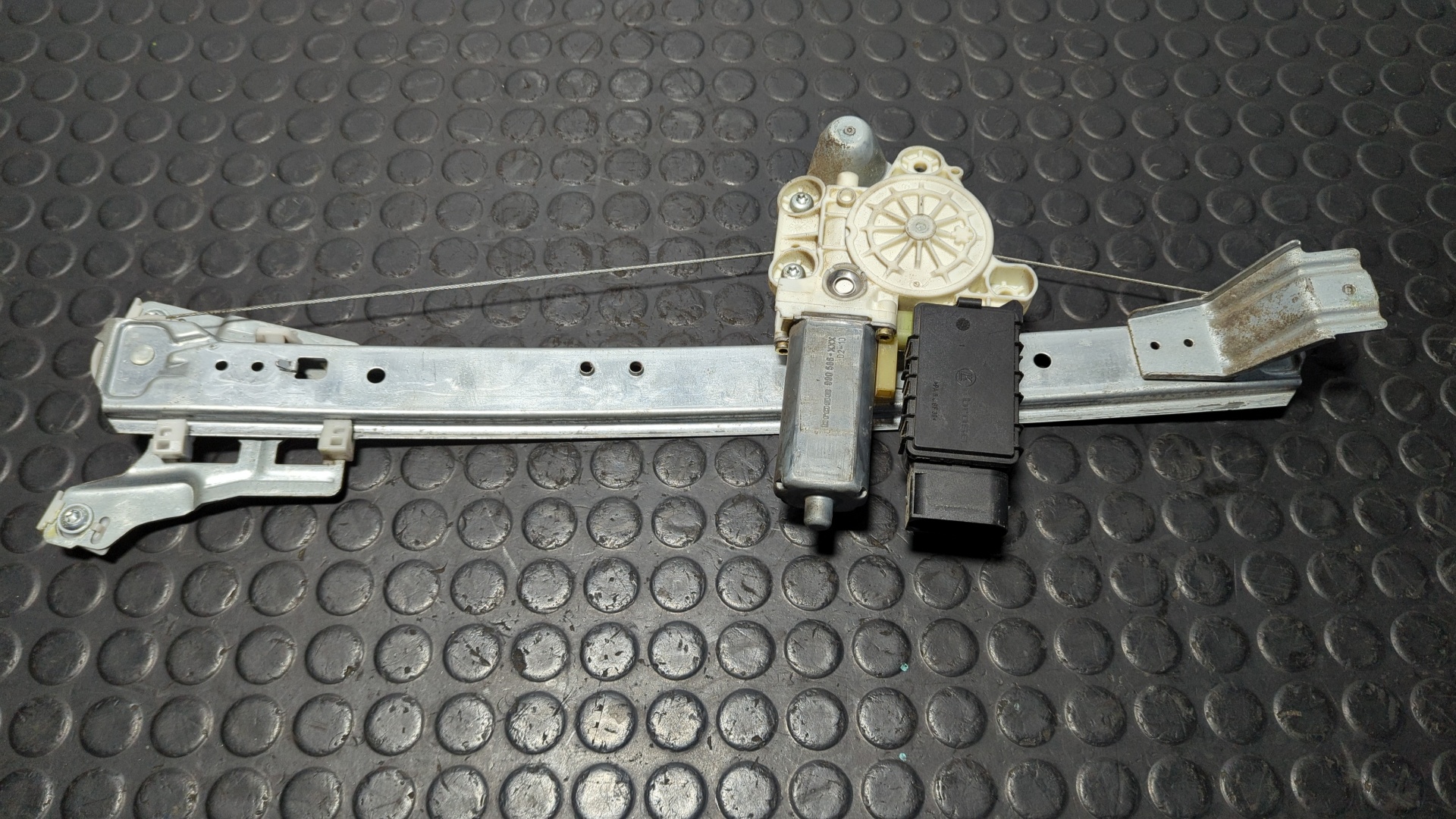 ELEVALUNAS TRASERO IZQUIERDO MERCEDES-BENZ CLASE A (W168)