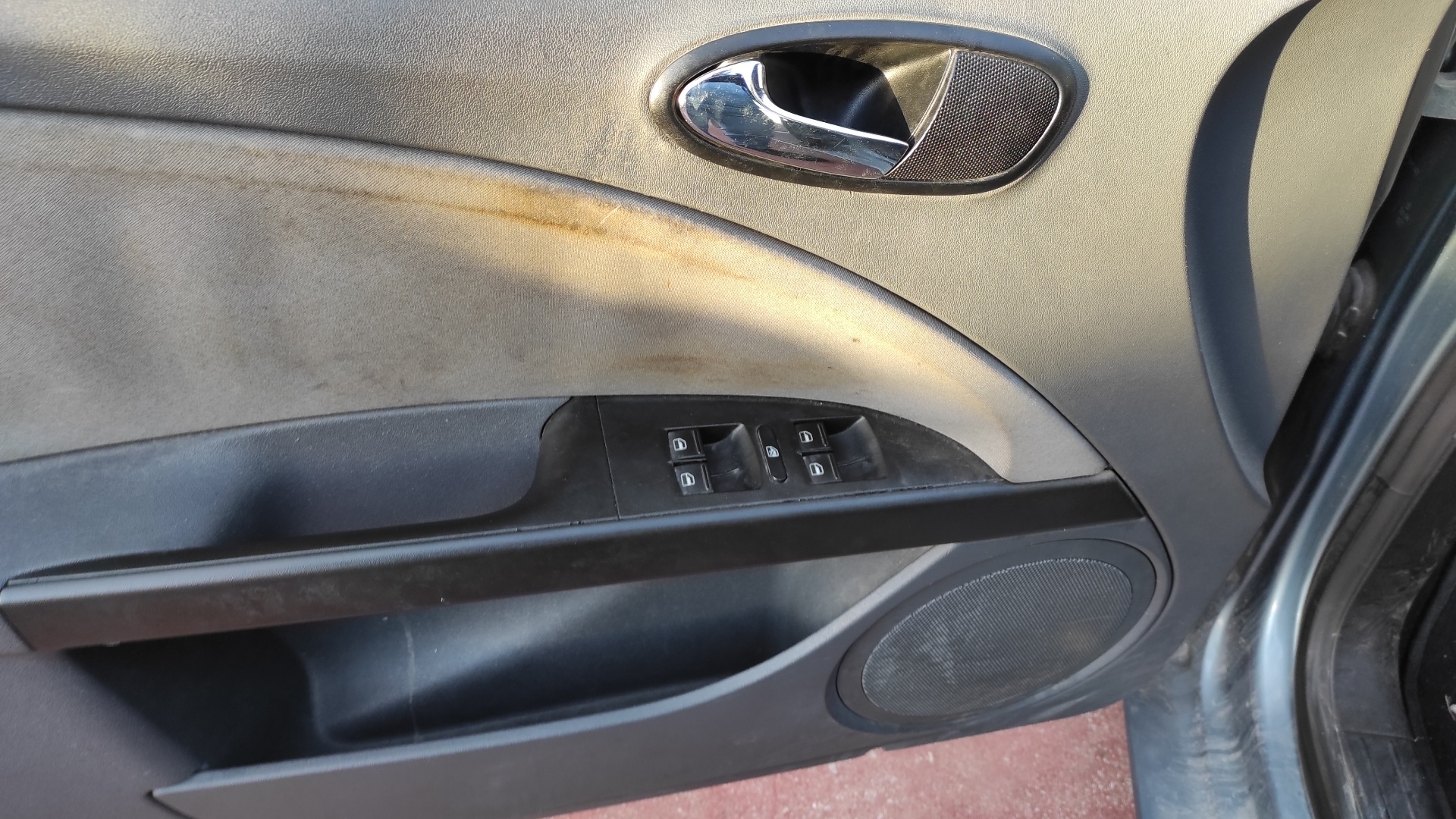 CAJA RELES / FUSIBLES SEAT LEON (1P1) - vista 2