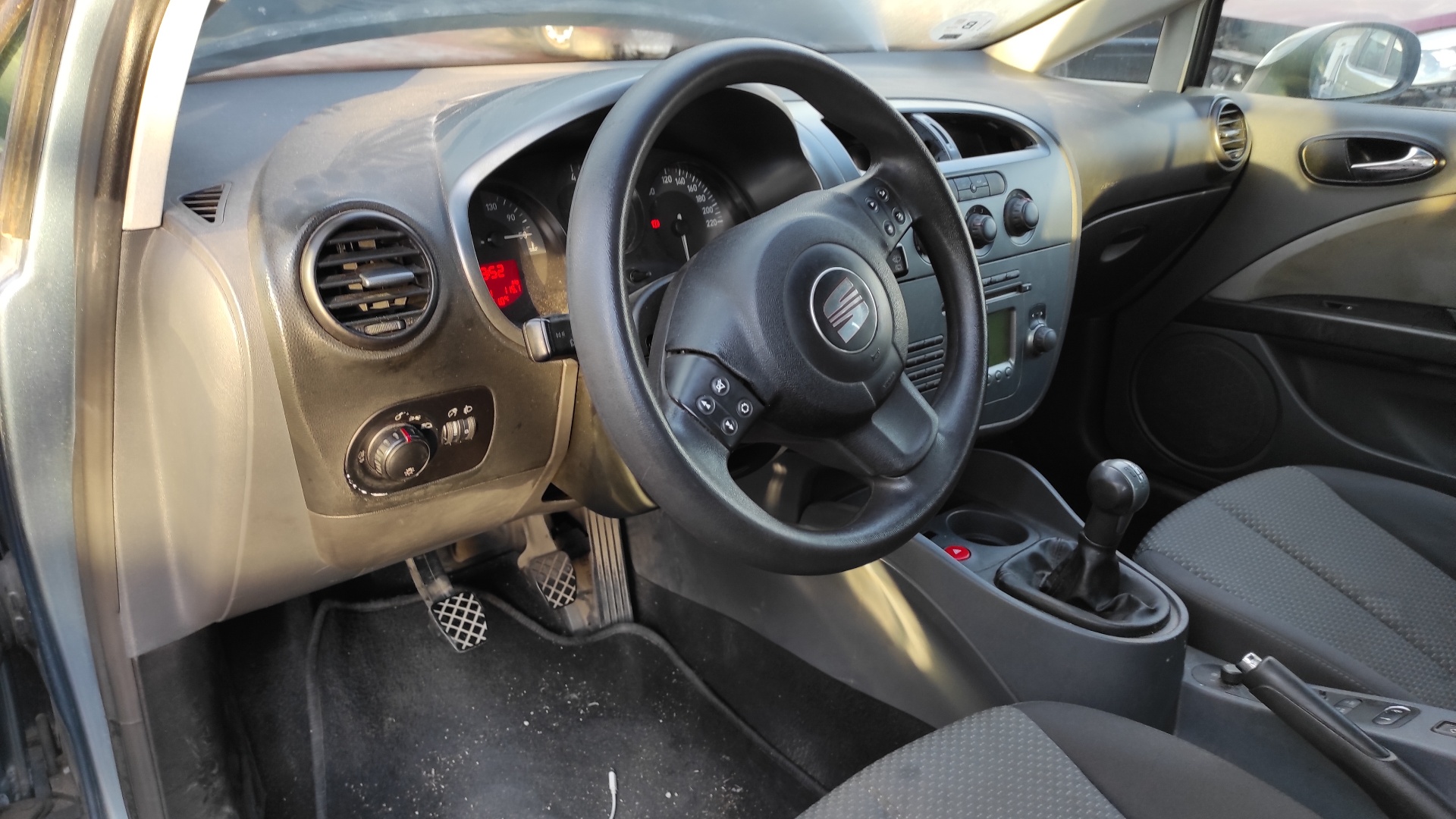 CAJA RELES / FUSIBLES SEAT LEON (1P1) - vista 10