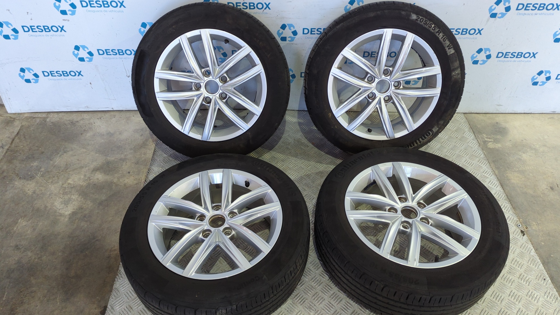 JUEGO LLANTAS VOLKSWAGEN GOLF VII LIM.