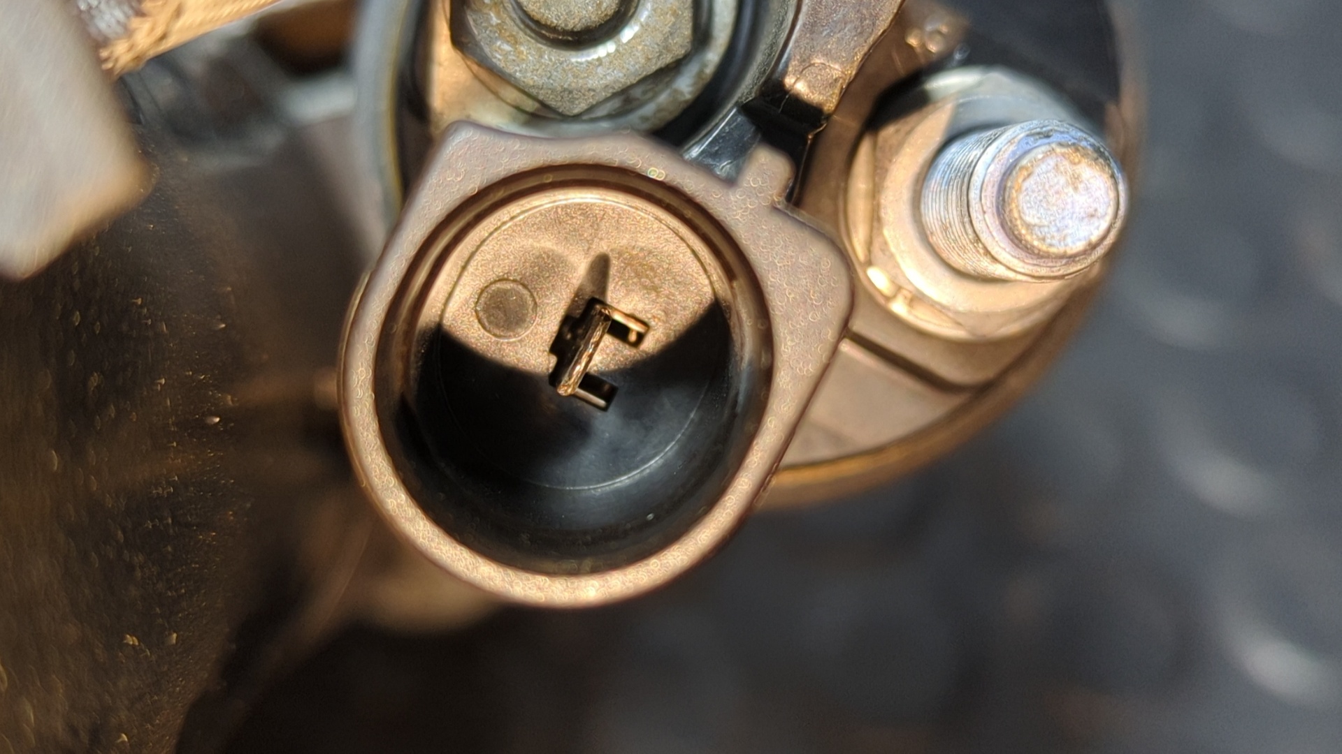 MOTOR ARRANQUE AUDI A4 BERLINA (8E) - vista 4