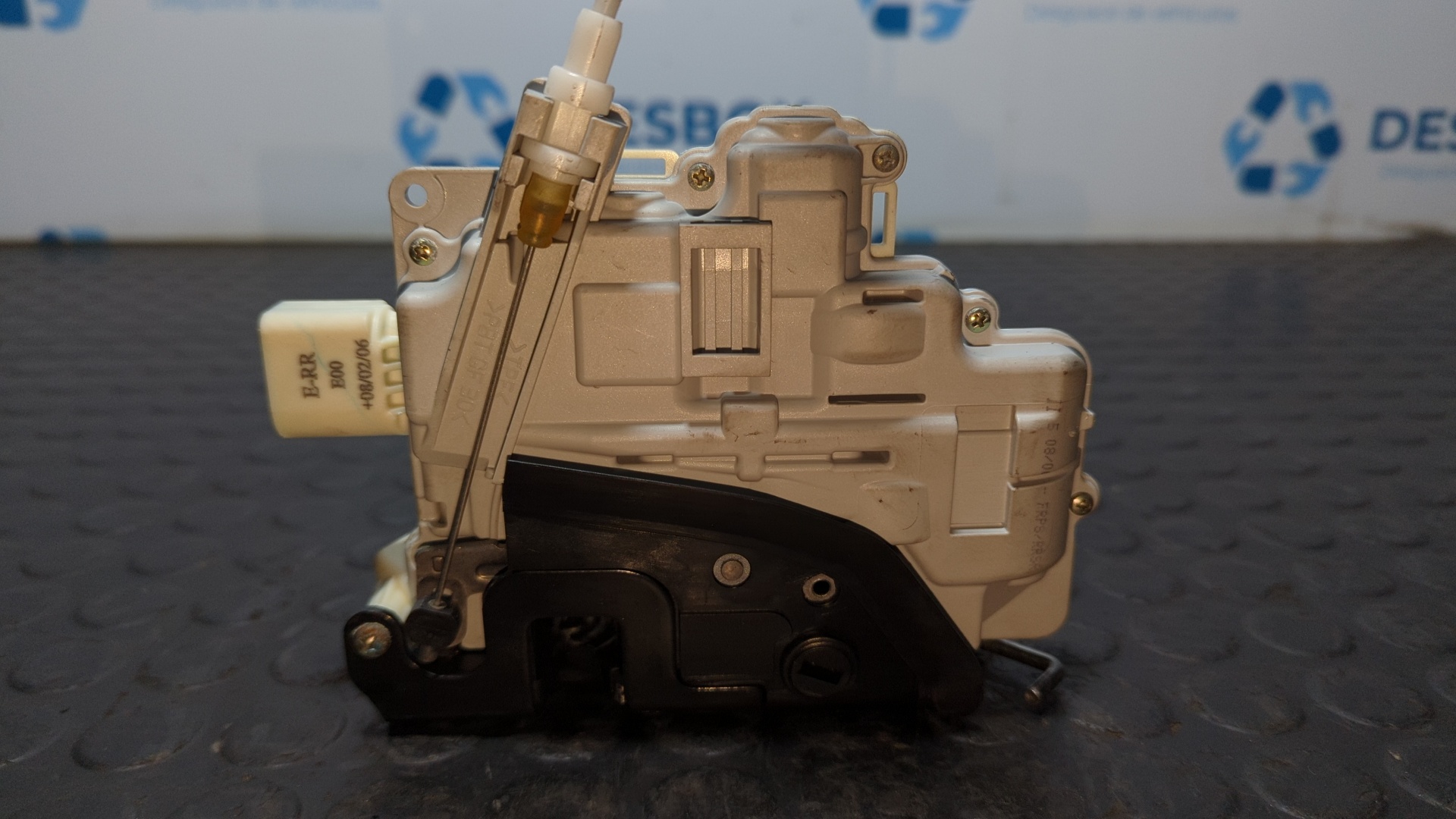 CERRADURA PUERTA TRASERA DERECHA AUDI A4 BERLINA (8E) - vista 4