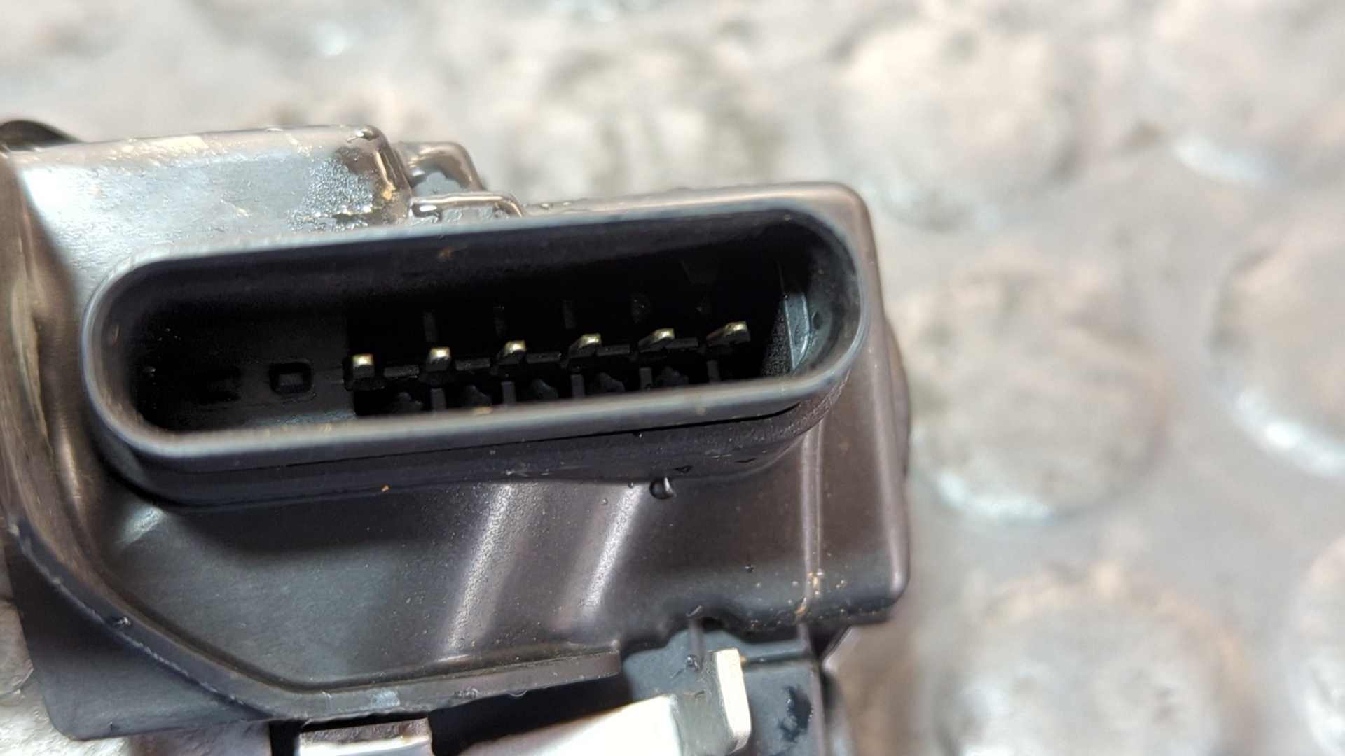 CERRADURA PUERTA TRASERA IZQUIERDA VOLVO XC 40 - vista 3