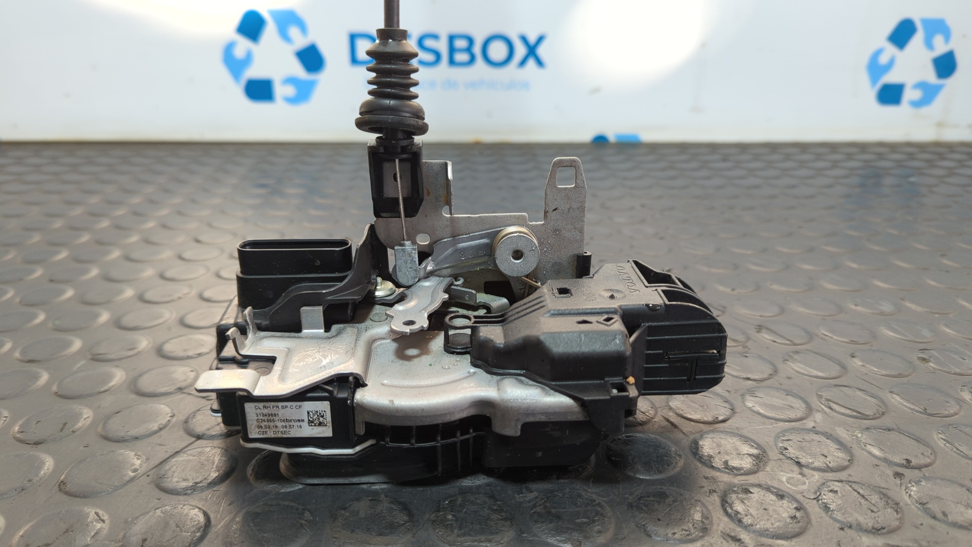 CERRADURA PUERTA DELANTERA DERECHA VOLVO XC 40