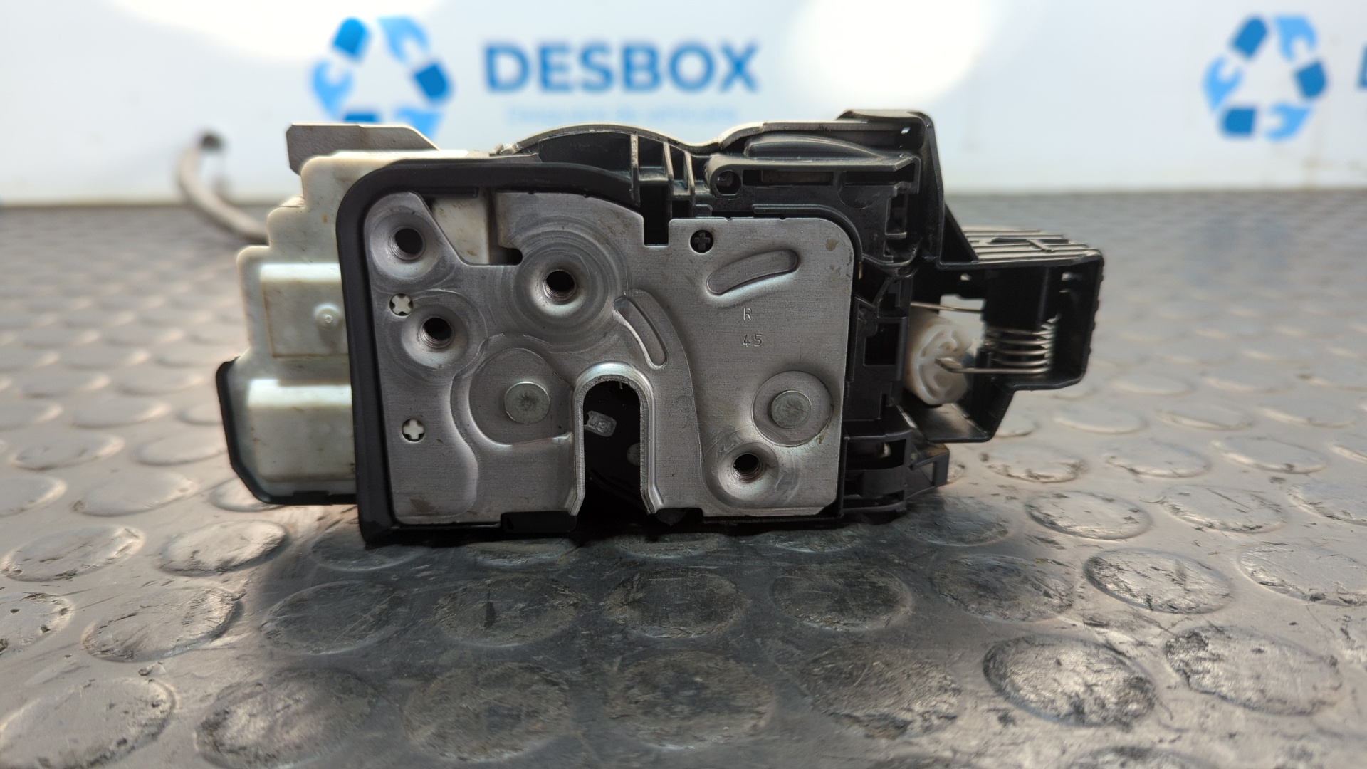 CERRADURA PUERTA DELANTERA DERECHA VOLVO XC 40 - vista 2