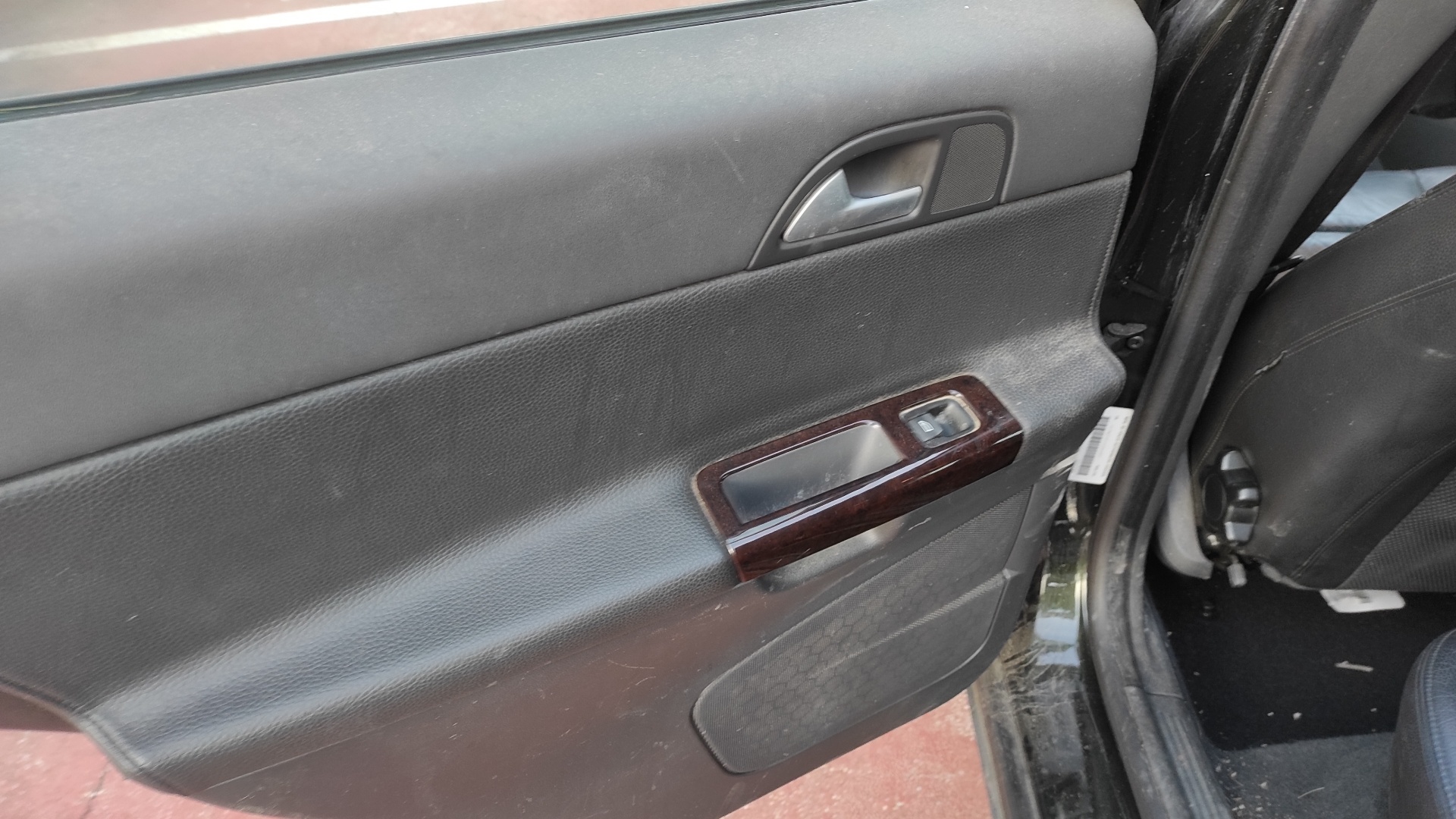 CERRADURA PUERTA TRASERA DERECHA VOLVO V50 FAMILIAR - recambio desguace - vista 13