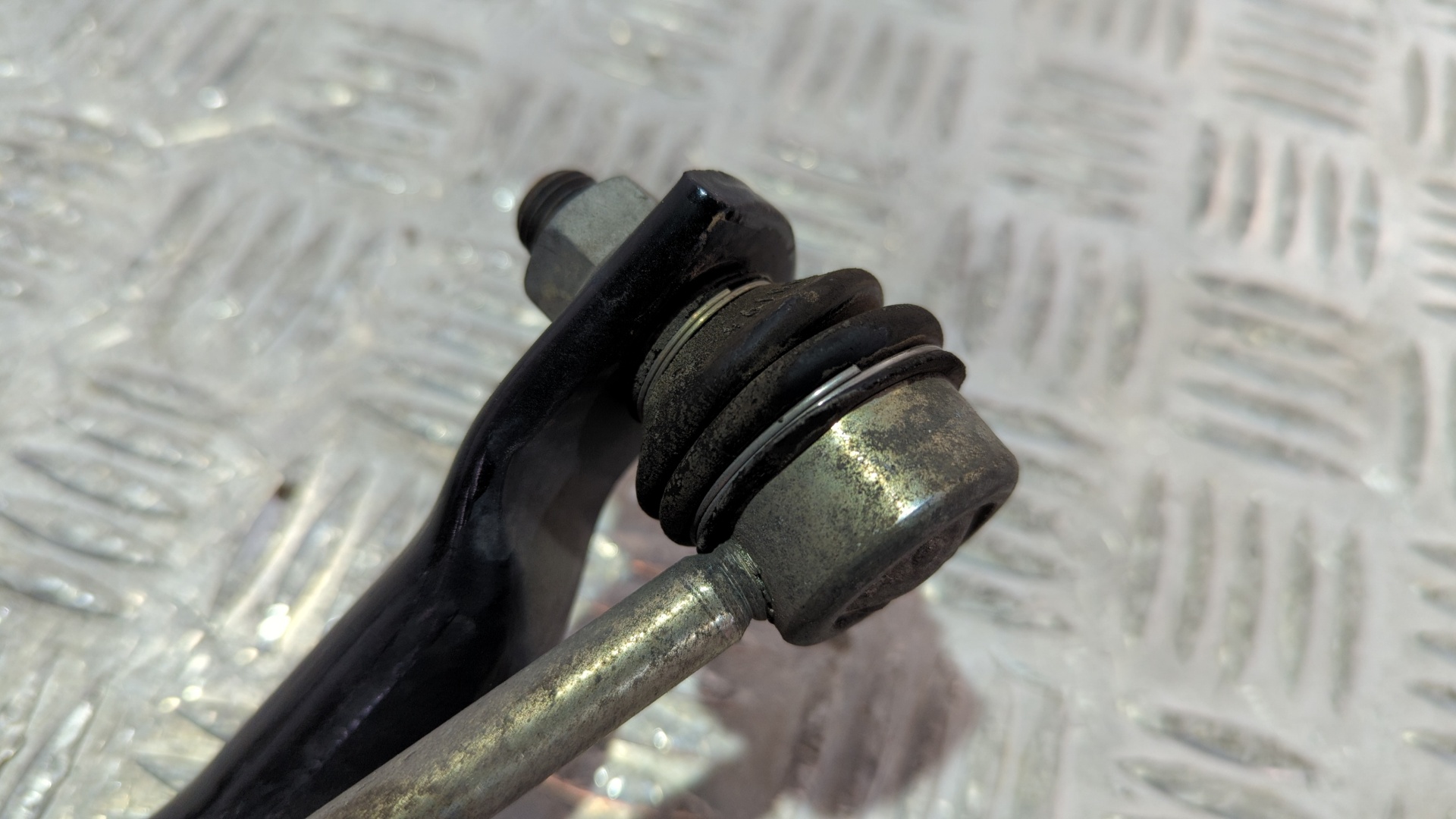 BARRA ESTABILIZADORA DELANTERA VOLKSWAGEN GOLF VII LIM. - vista 4