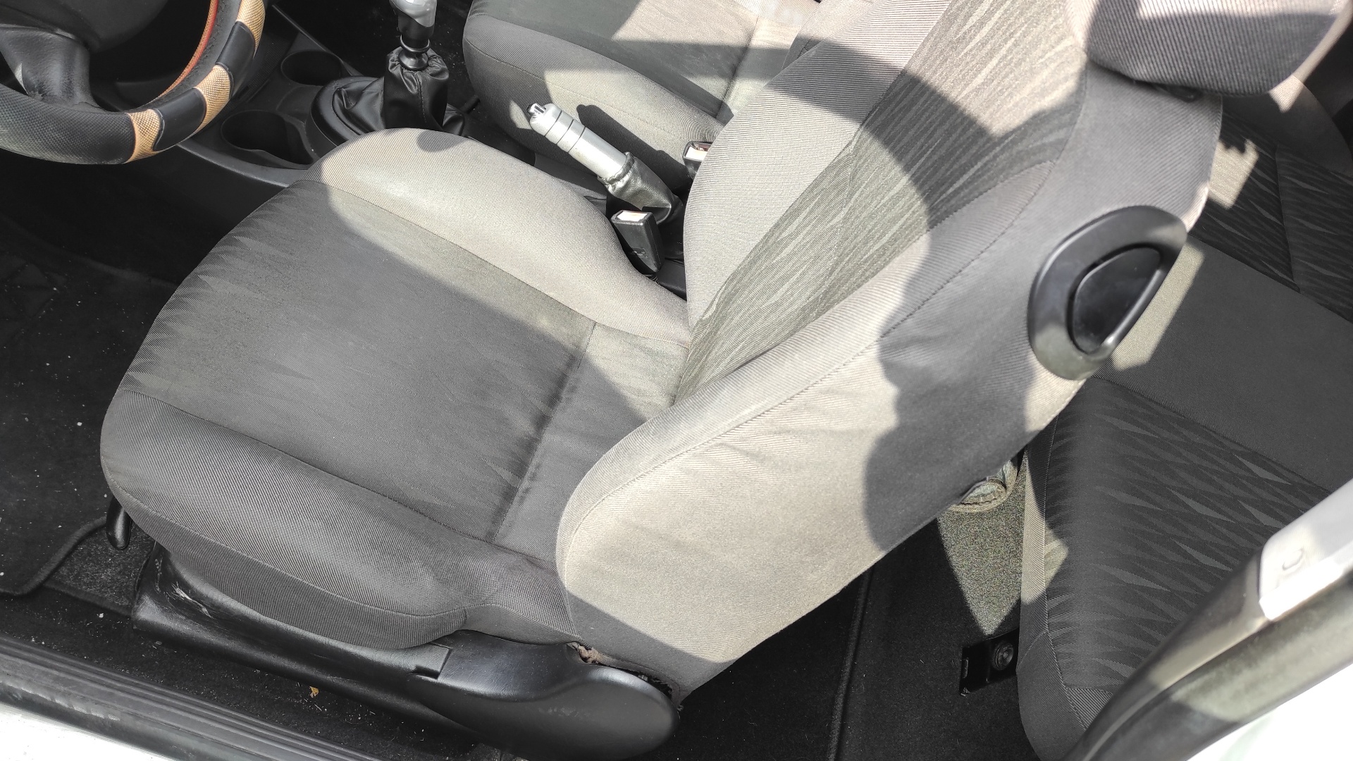 PUERTA DELANTERA DERECHA FORD FOCUS BERLINA (CAK) - vista 6