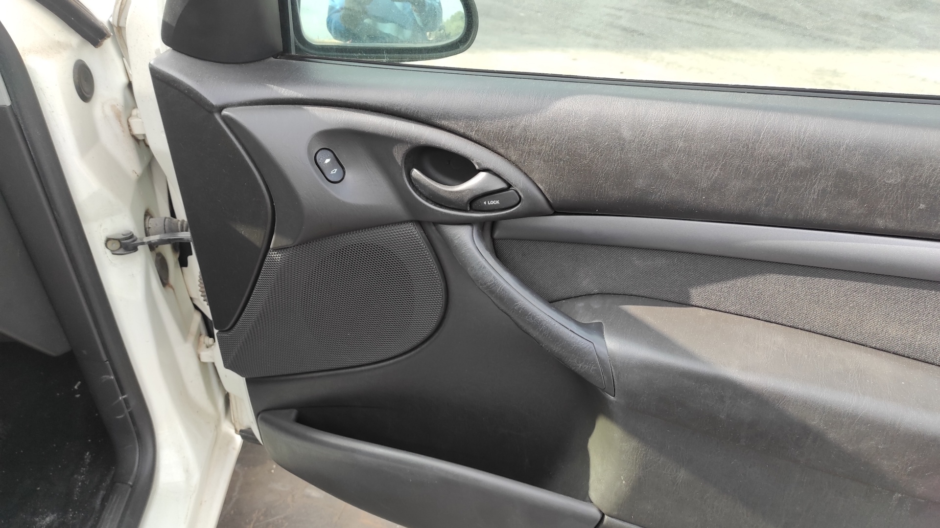 PUERTA DELANTERA DERECHA FORD FOCUS BERLINA (CAK) - vista 10