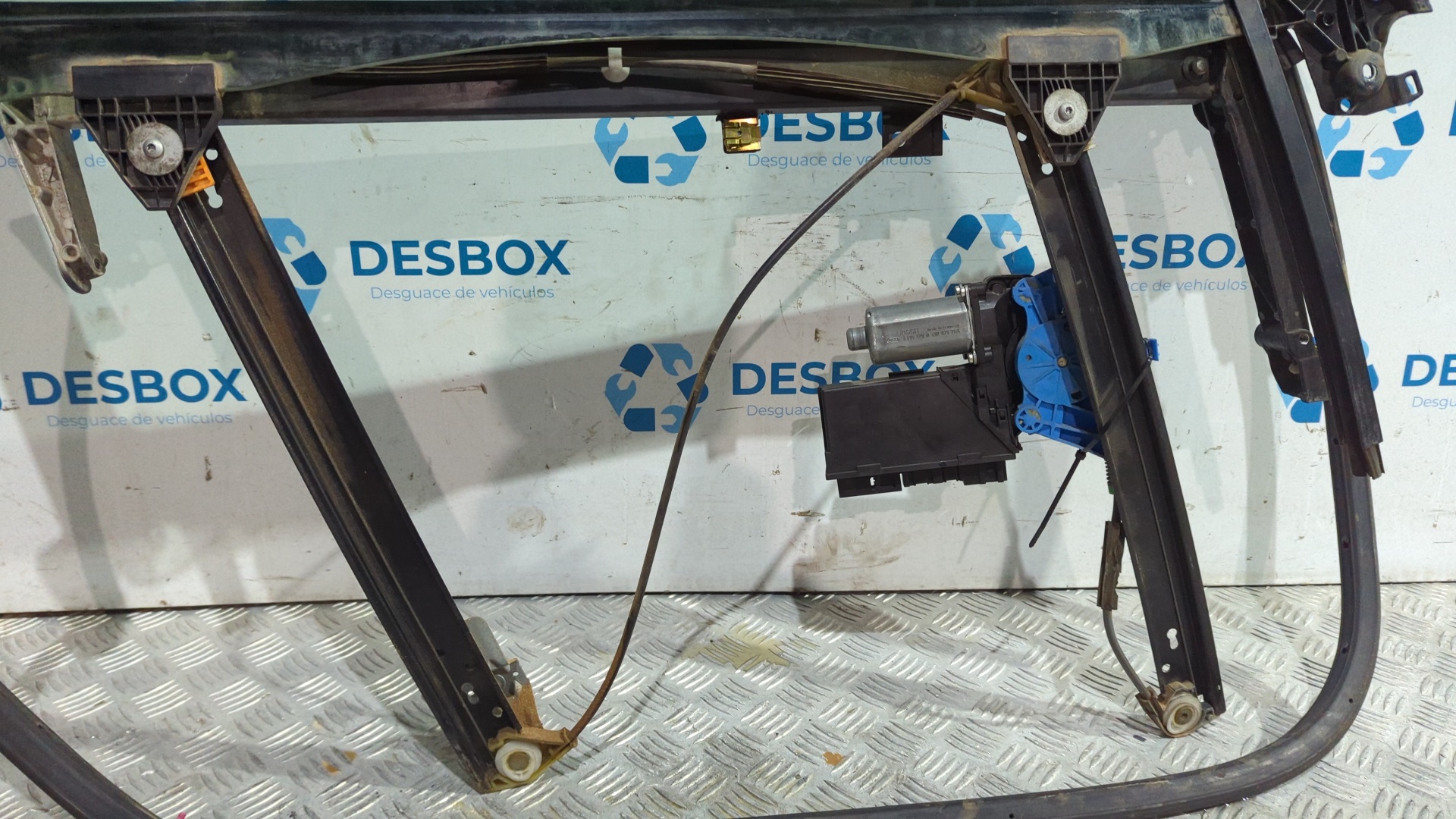 ELEVALUNAS DELANTERO DERECHO AUDI A4 BERLINA (8E) - vista 3