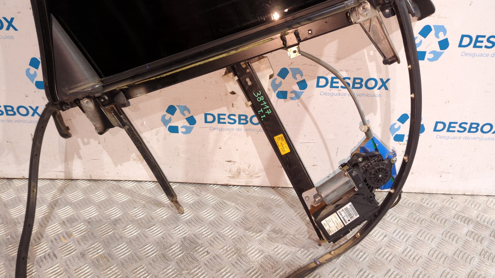 ELEVALUNAS TRASERO IZQUIERDO AUDI A4 BERLINA (8E) - vista 2