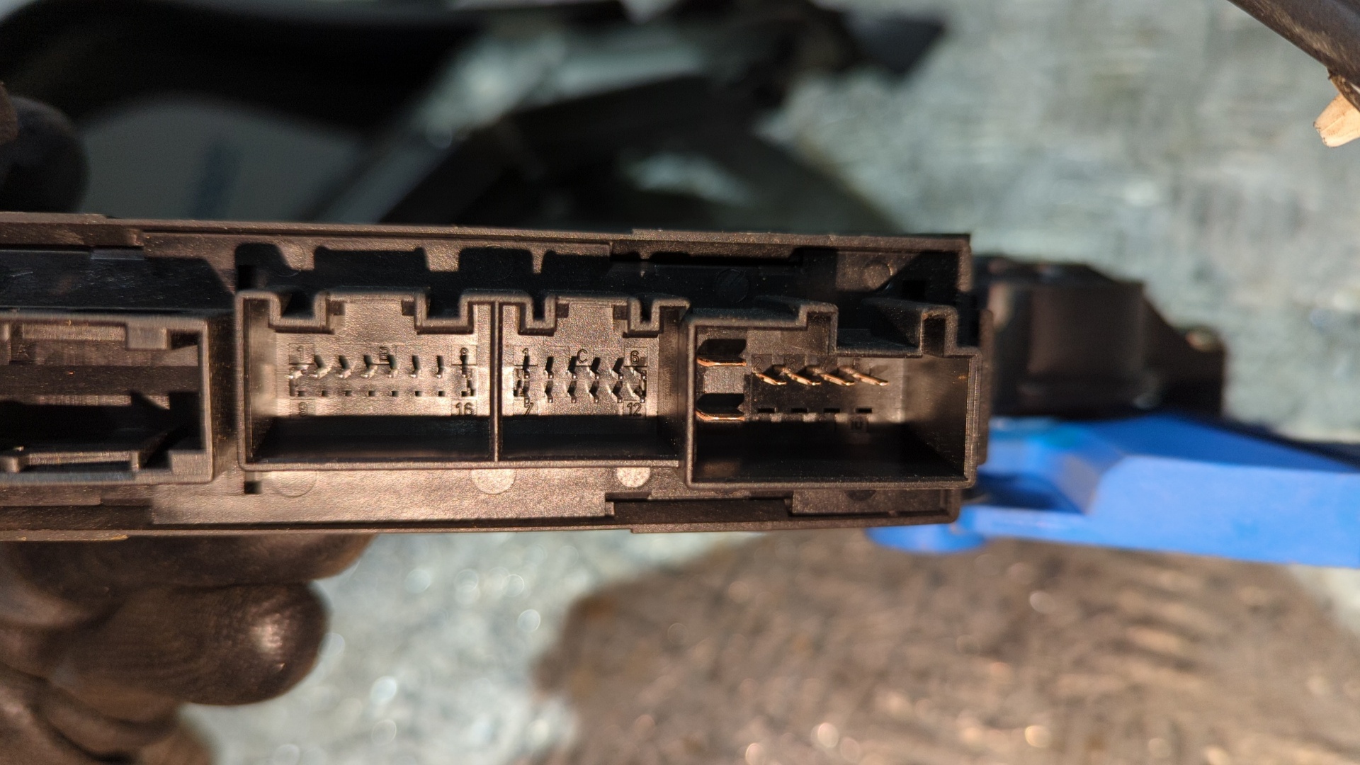 ELEVALUNAS TRASERO IZQUIERDO AUDI A4 BERLINA (8E) - vista 4