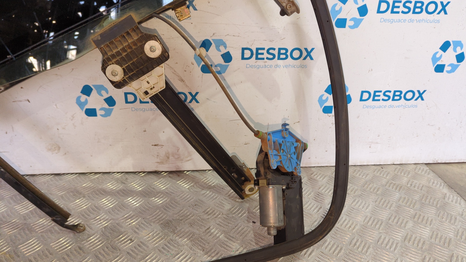 ELEVALUNAS TRASERO DERECHO AUDI A4 BERLINA (8E) - vista 2