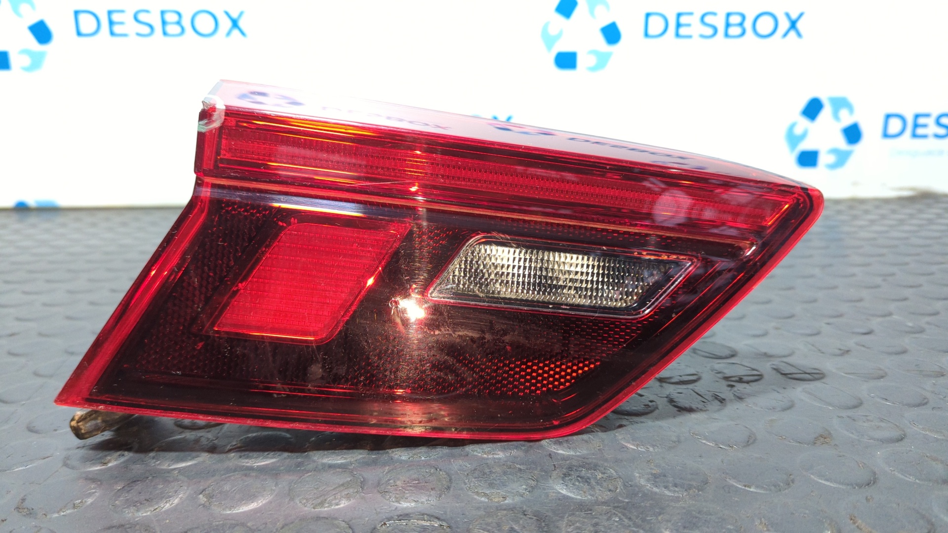 PILOTO PORTON IZQUIERDO VOLKSWAGEN TIGUAN