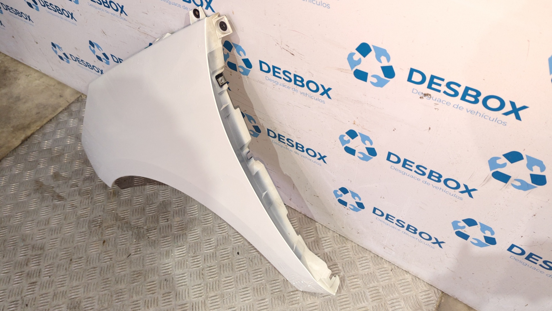 ALETA DELANTERA IZQUIERDA RENAULT SCENIC III - vista 3