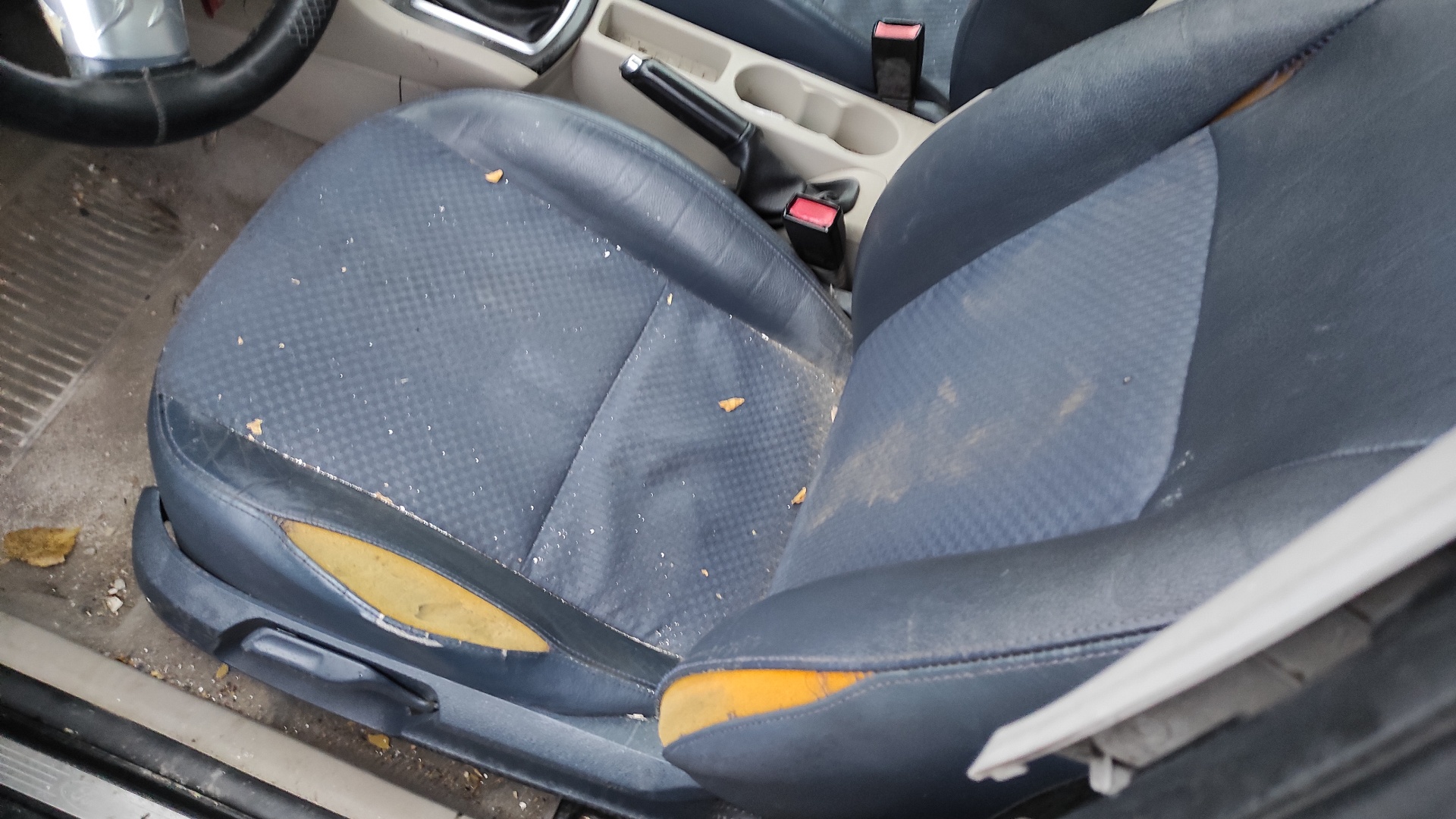 AMORTIGUADOR DELANTERO DERECHO FORD FOCUS BERLINA (CAP) - vista 4