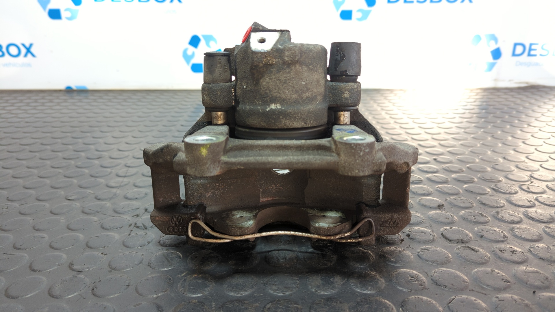 PINZA DE FRENO DELANTERA DERECHA VOLKSWAGEN PASSAT BERLINA (3B3) - vista 5