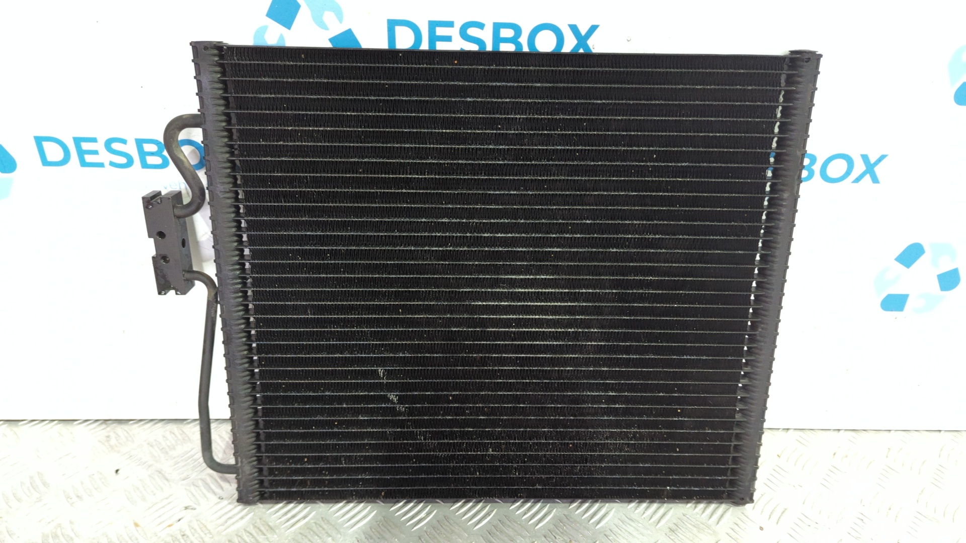 CONDENSADOR / RADIADOR  AIRE ACONDICIONADO BMW SERIE 7 (E38) - vista 2