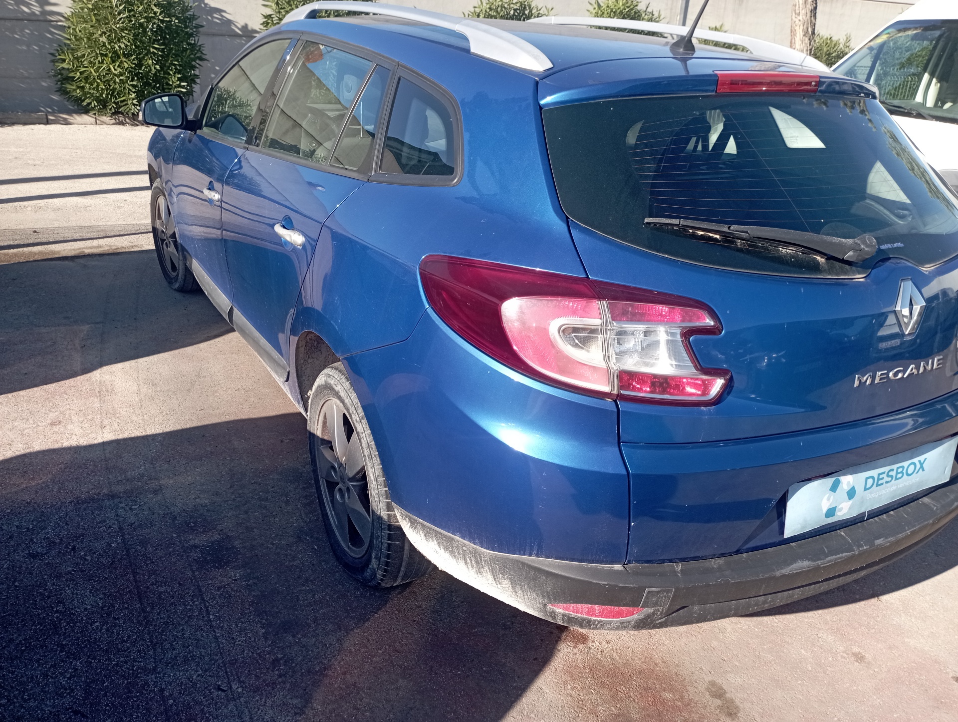 PUERTA DELANTERA DERECHA RENAULT MEGANE III SPORT TOURER - vista 11