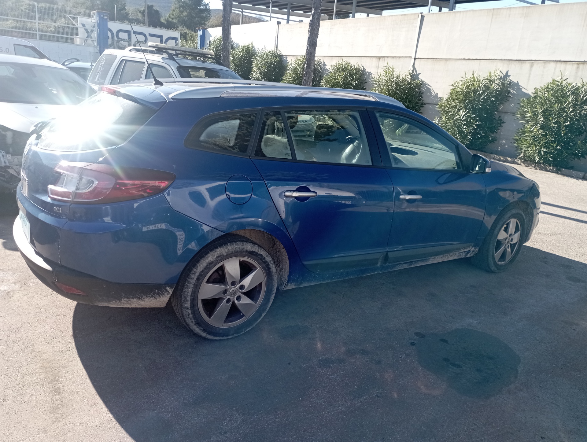 PUERTA DELANTERA DERECHA RENAULT MEGANE III SPORT TOURER - vista 16