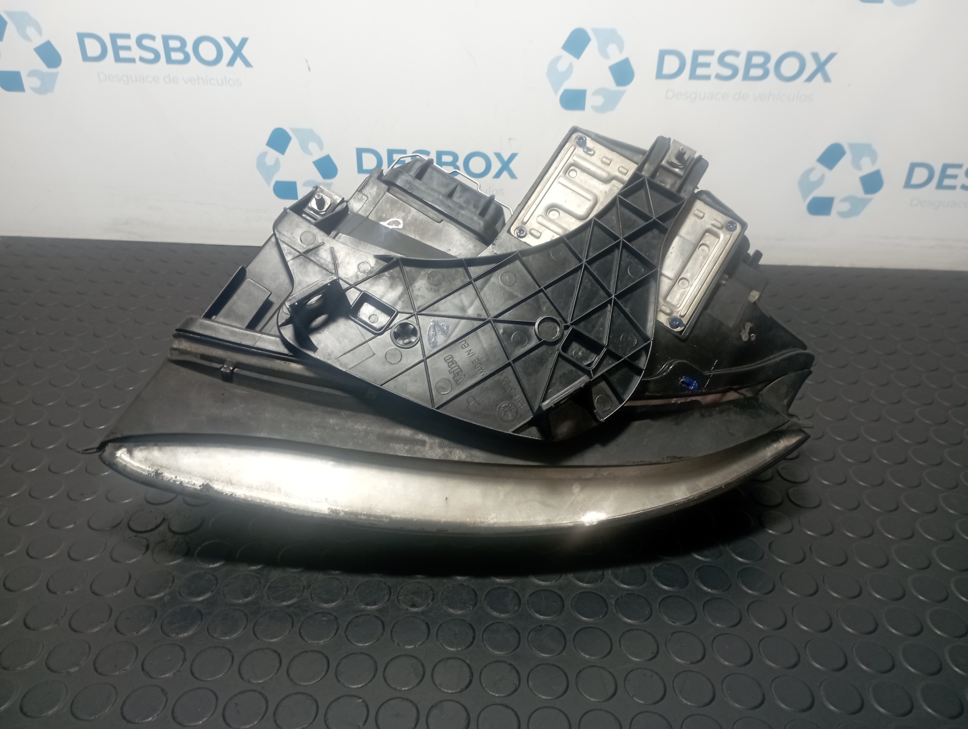 FARO DERECHO AUDI A4 AVANT (8E) - vista 4