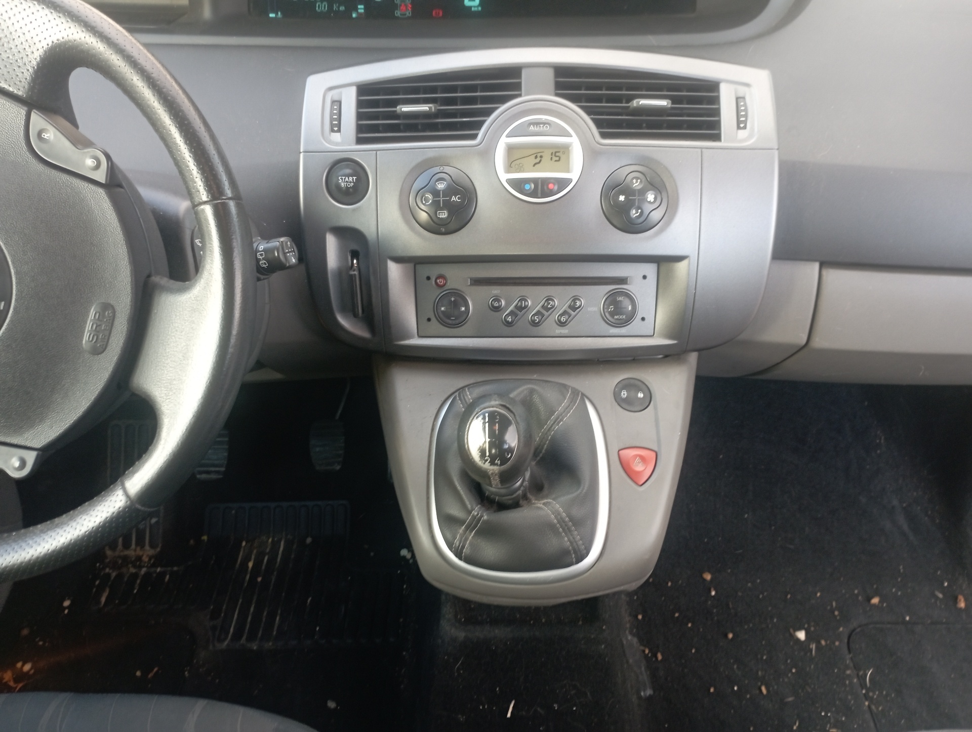 REJILLA DELANTERA RENAULT SCENIC II - vista 11