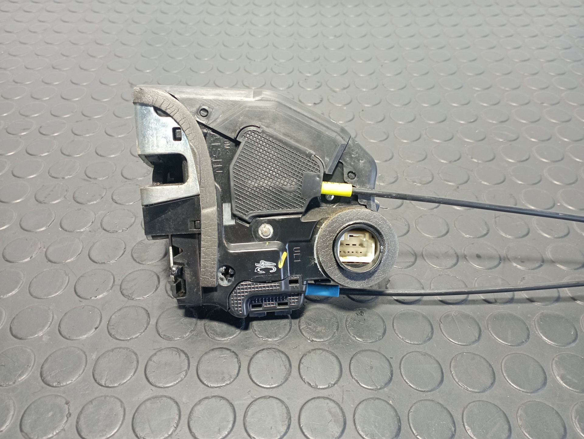 CERRADURA PUERTA TRASERA IZQUIERDA TOYOTA AURIS - vista 2