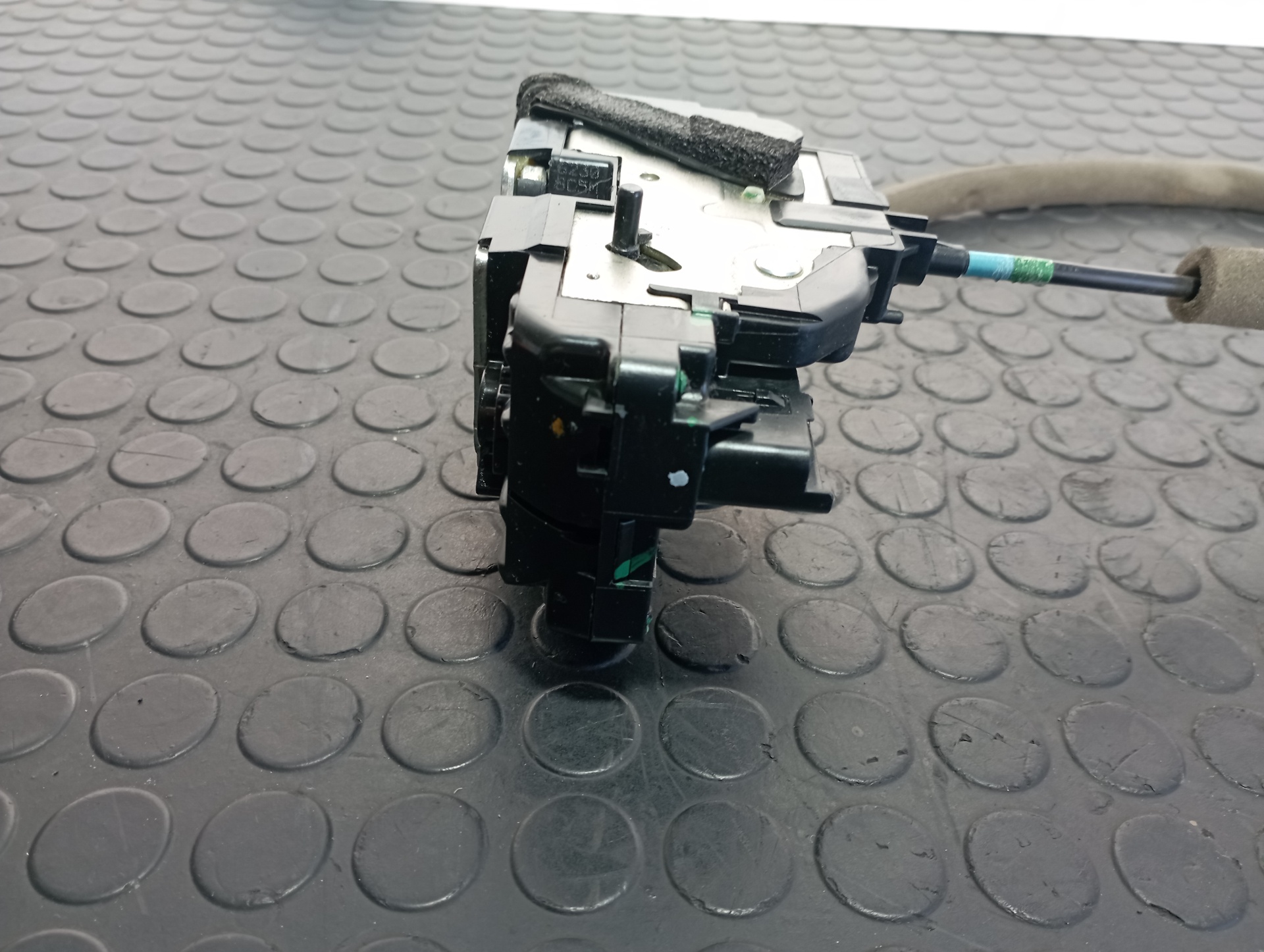 CERRADURA PUERTA TRASERA IZQUIERDA NISSAN NOTE - vista 5