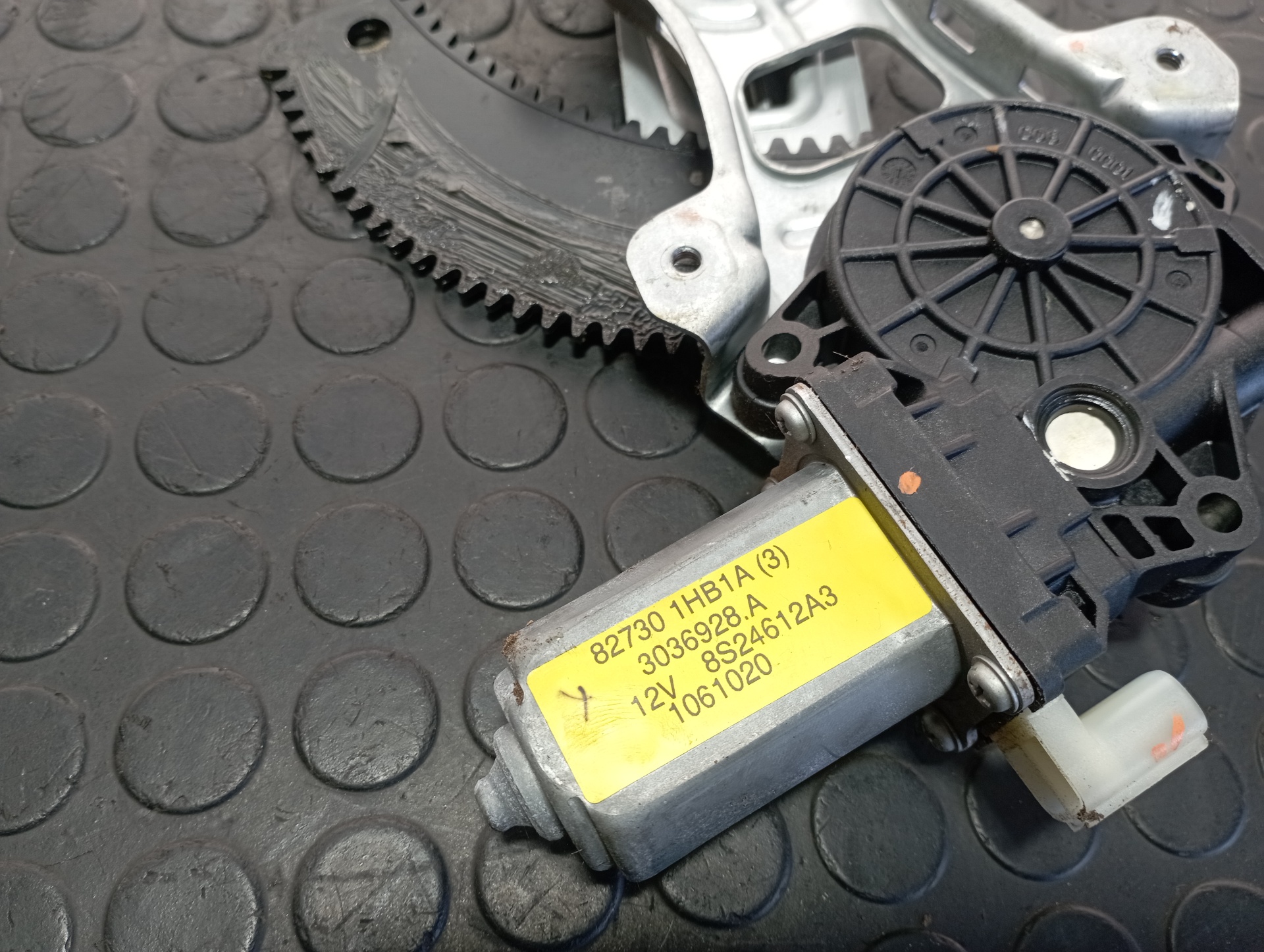 ELEVALUNAS DELANTERO DERECHO NISSAN NOTE - vista 2