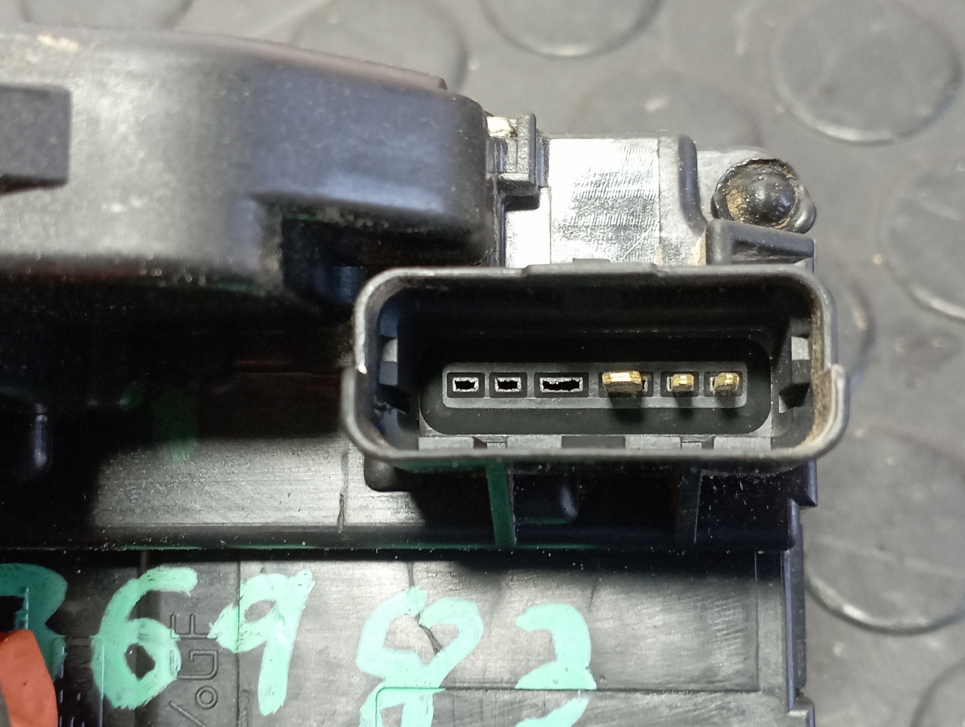 CERRADURA PUERTA TRASERA DERECHA NISSAN NOTE - vista 3