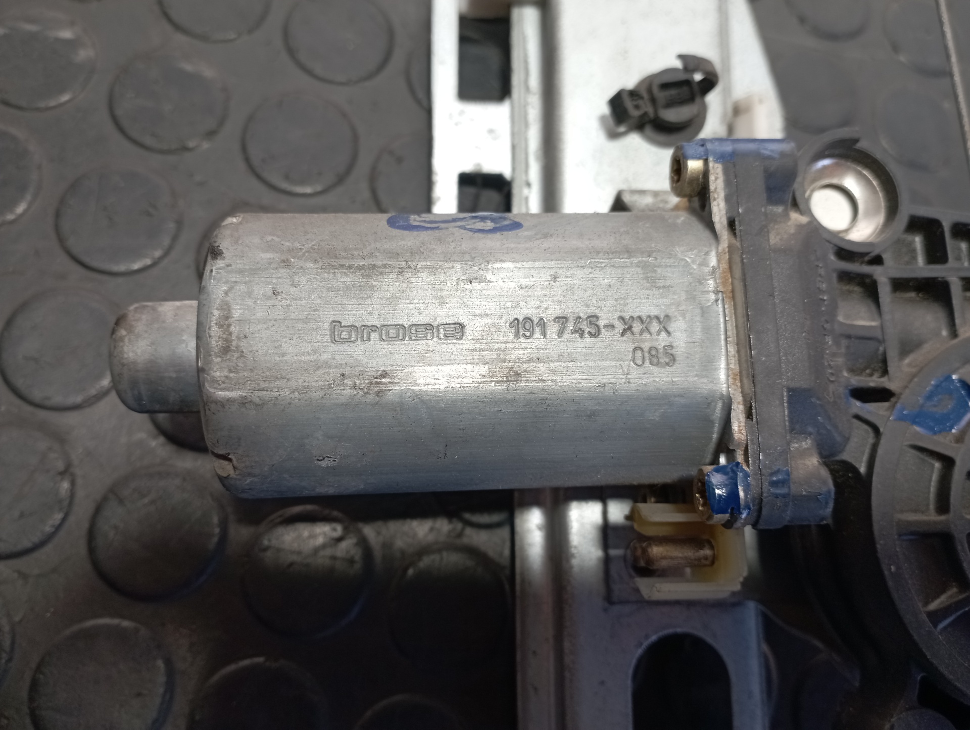 ELEVALUNAS DELANTERO IZQUIERDO MERCEDES-BENZ CLASE A (W168) - vista 2