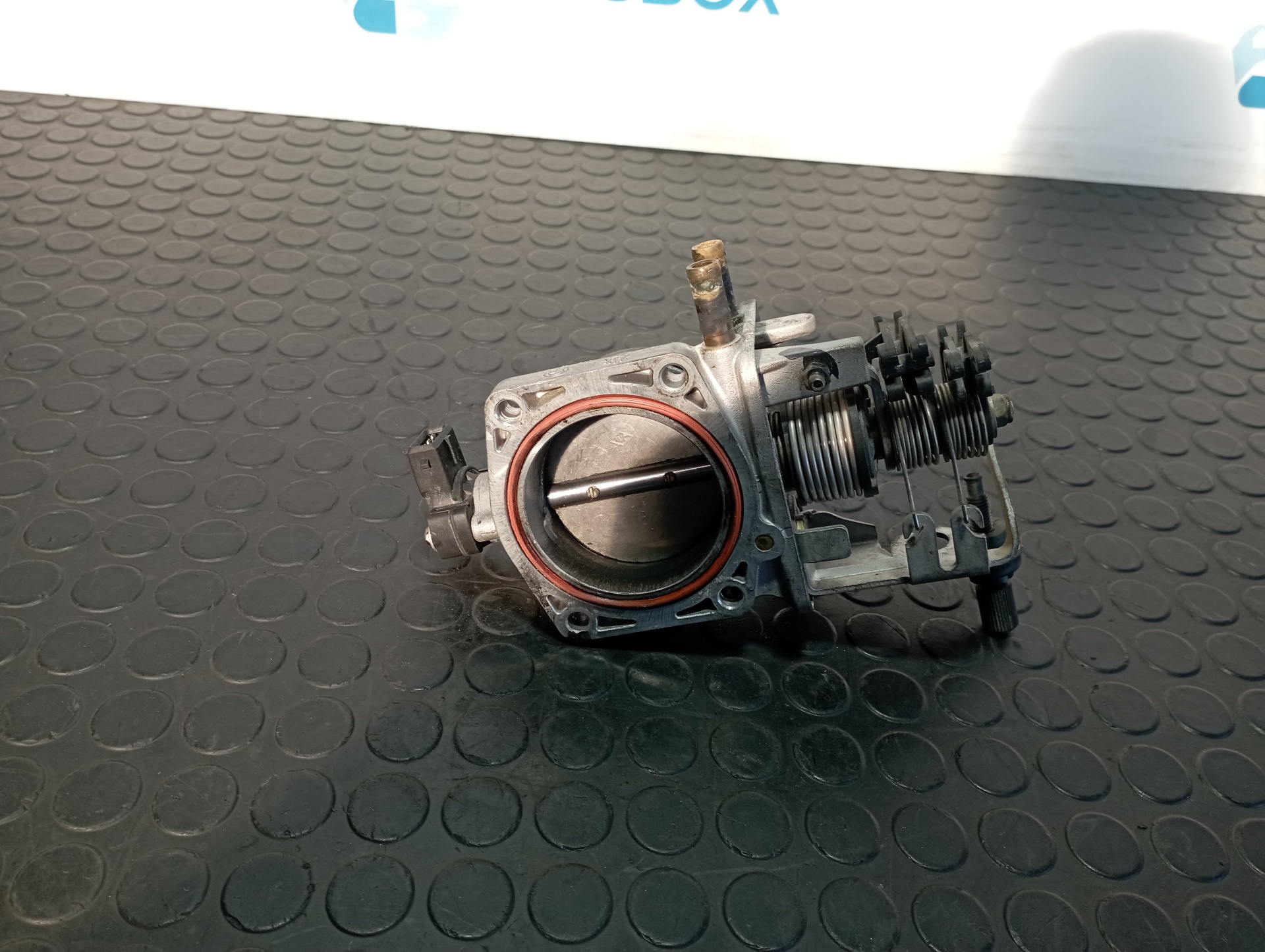 CAJA MARIPOSA BMW SERIE 7 (E38) - vista 3