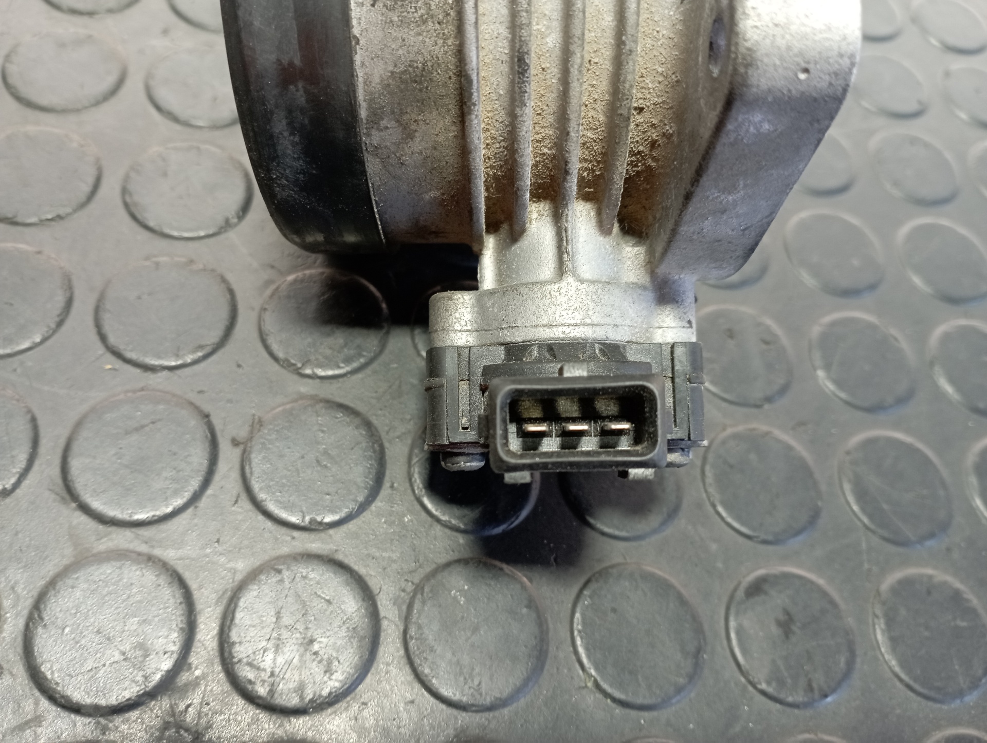 CAJA MARIPOSA BMW SERIE 7 (E38) - vista 4