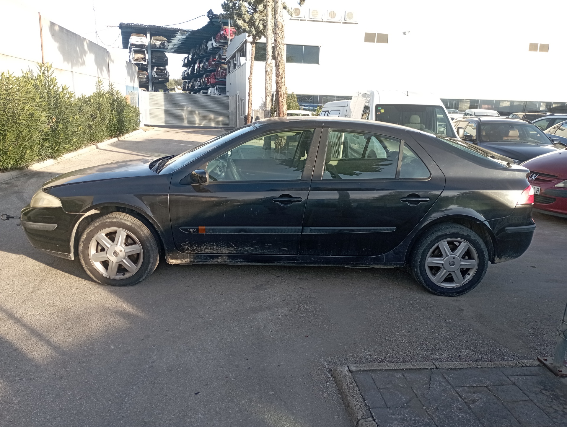 PUERTA DELANTERA IZQUIERDA RENAULT LAGUNA II (BG0) - vista 17