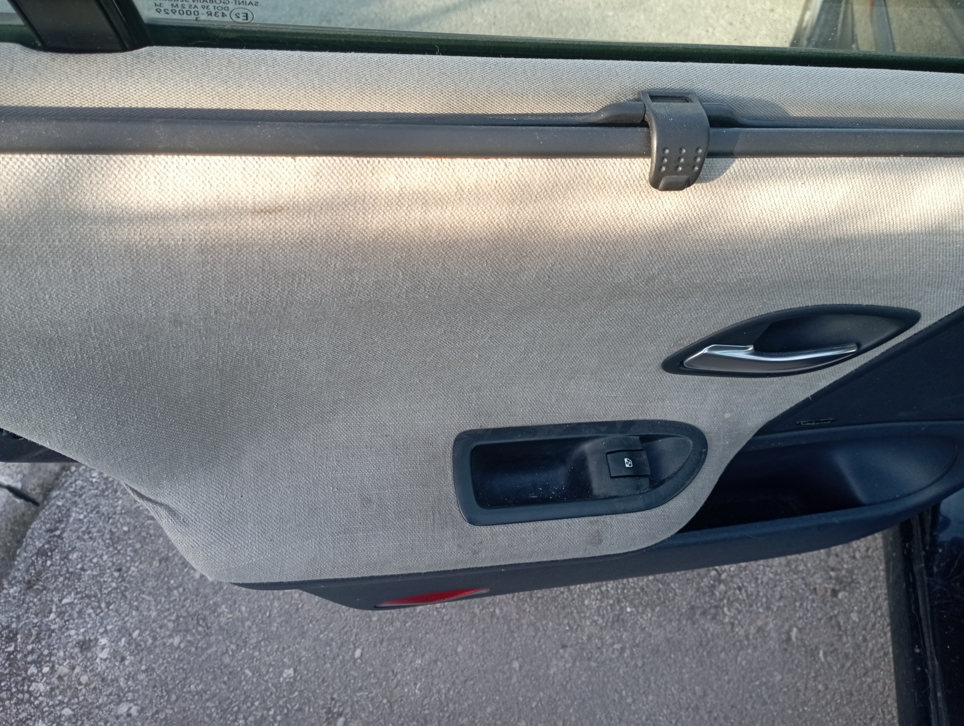 PUERTA DELANTERA IZQUIERDA RENAULT LAGUNA II (BG0) - vista 6
