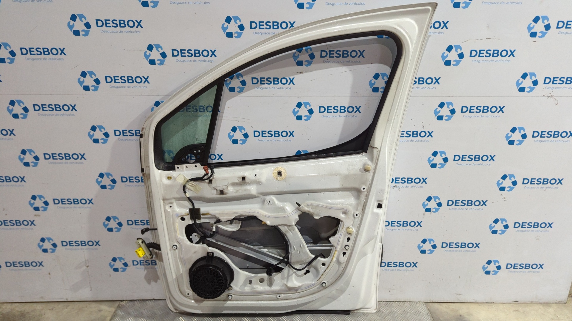 PUERTA DELANTERA DERECHA PEUGEOT PARTNER KOMBI - vista 2