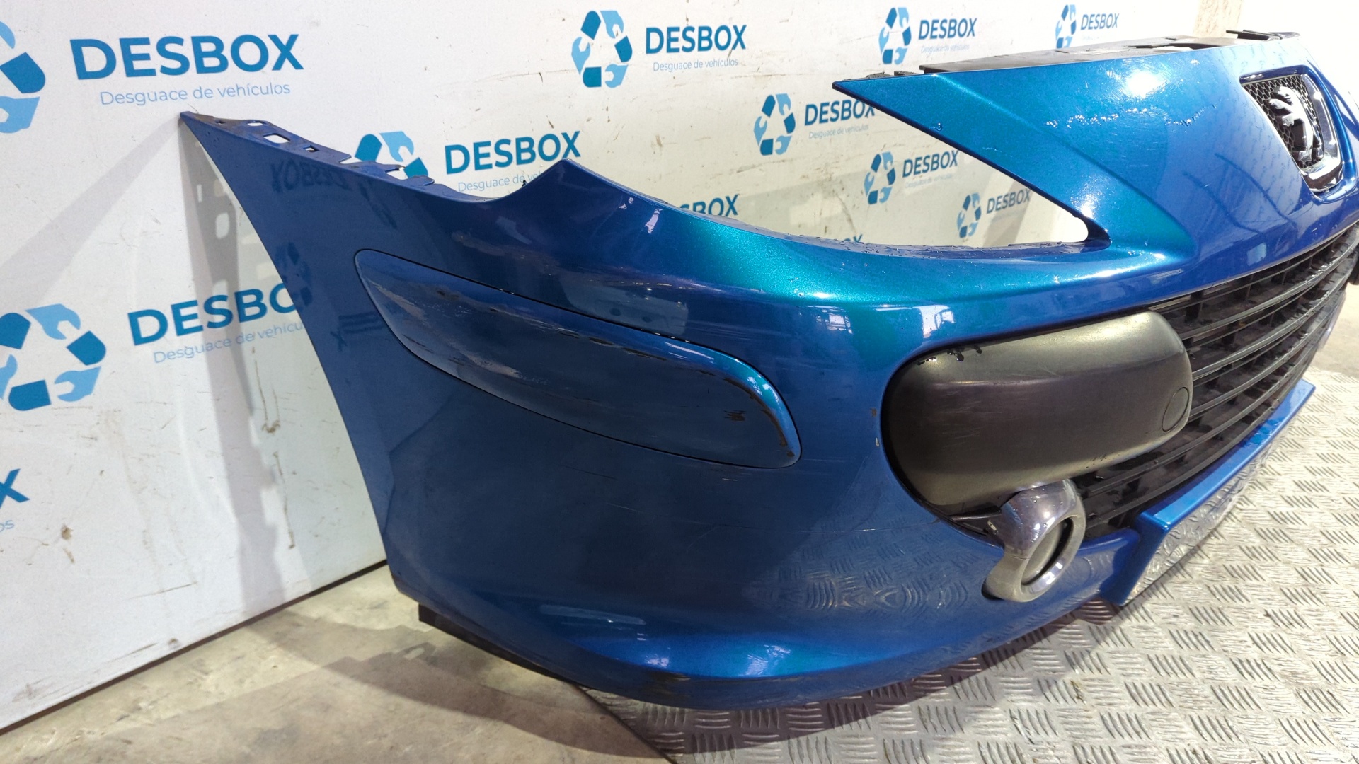 PARAGOLPES DELANTERO PEUGEOT 307 (S1) - recambio desguace - vista 7