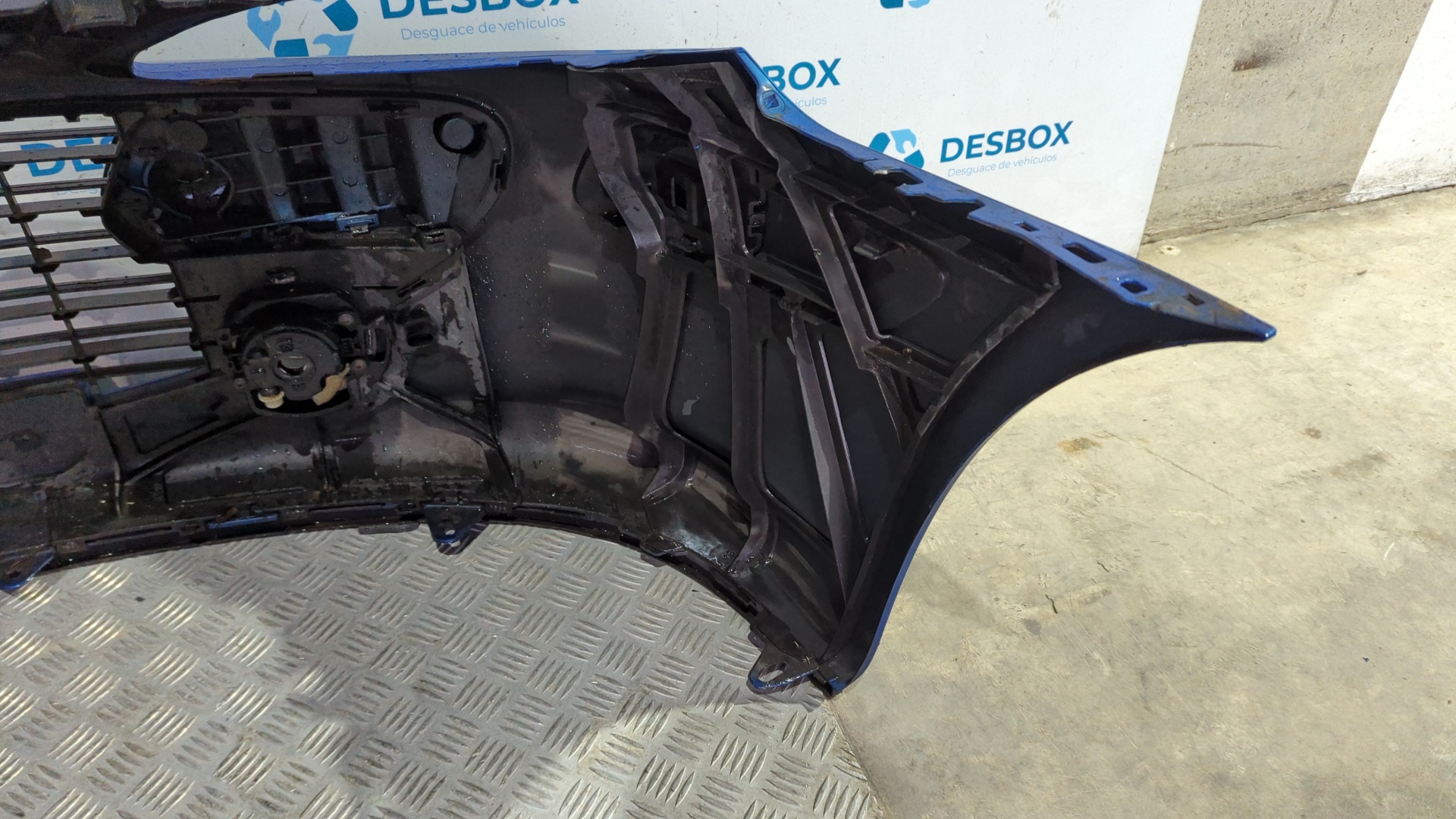 PARAGOLPES DELANTERO PEUGEOT 307 (S1) - recambio desguace - vista 5