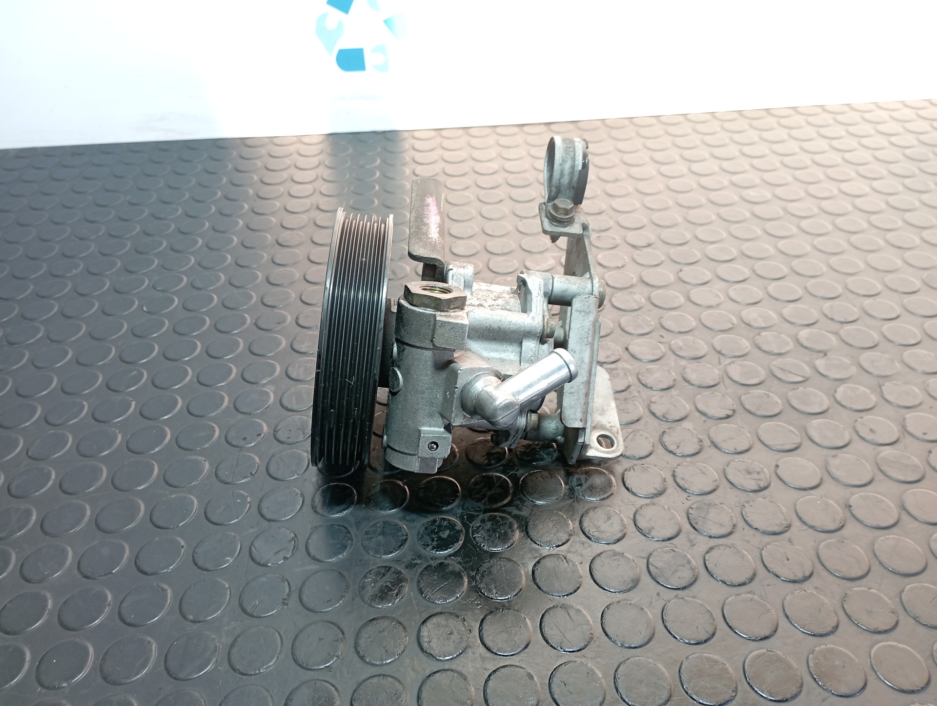 BOMBA DIRECCION BMW SERIE 7 (E38) - vista 2