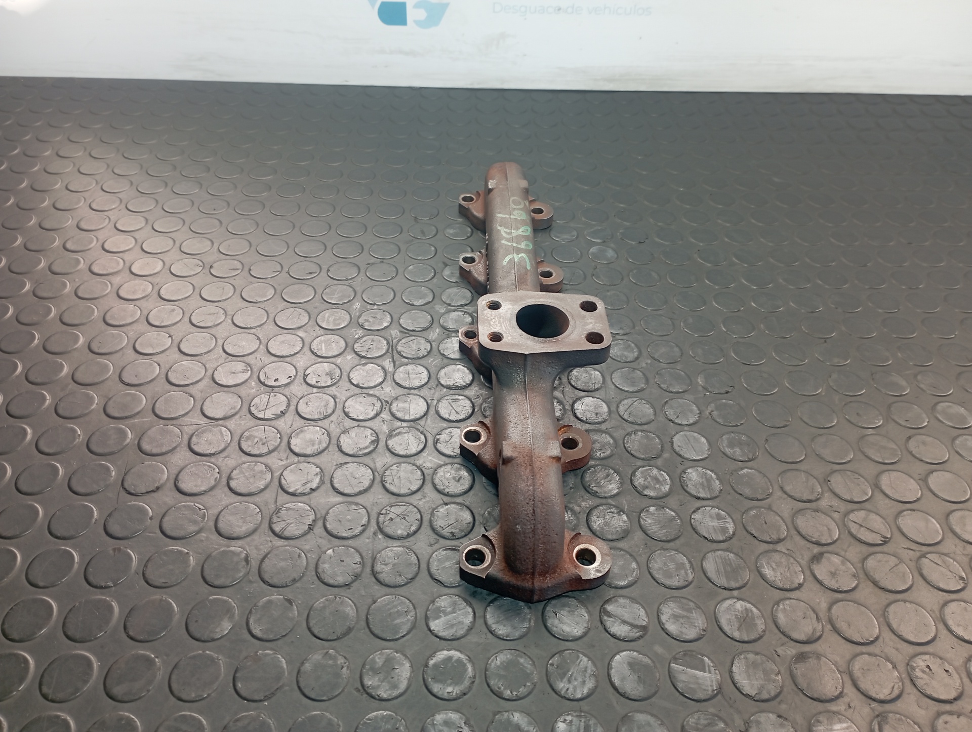 COLECTOR ESCAPE FORD FOCUS TURN. - vista 2